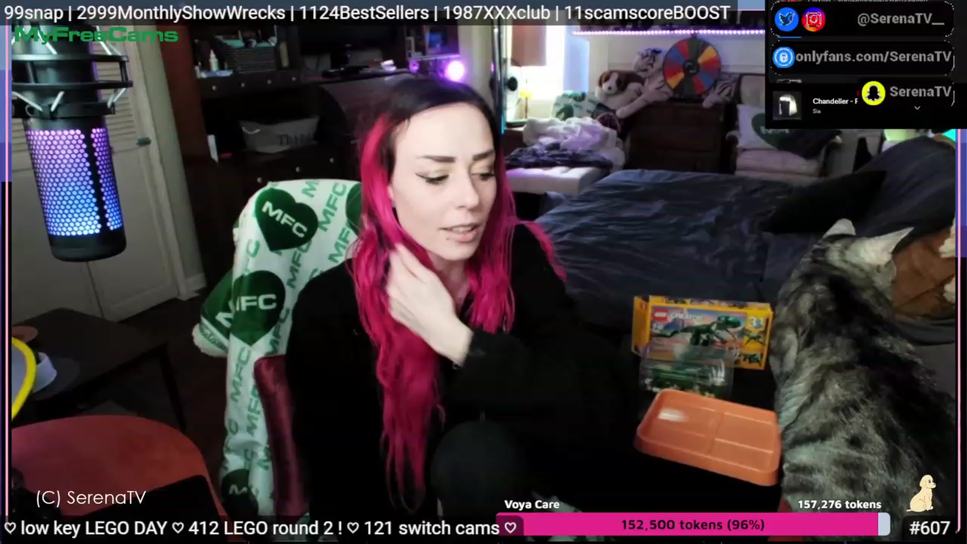 Gallery image thumbnail from serenatv's myfreecams stream on, 05/19/2023, 22:11 image 2 of 20
