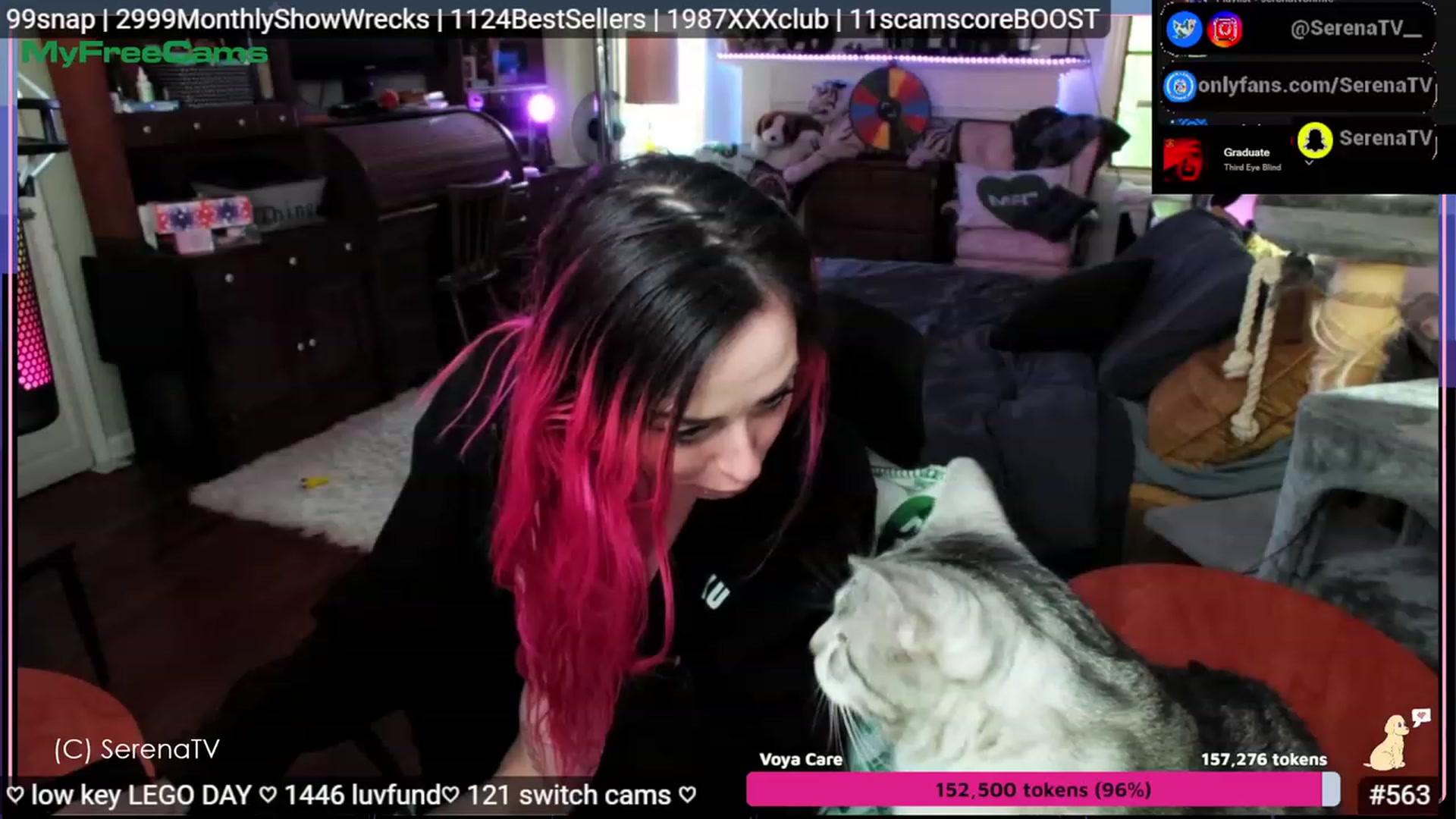 Gallery image thumbnail from serenatv's myfreecams stream on, 05/19/2023, 22:11 image 12 of 20