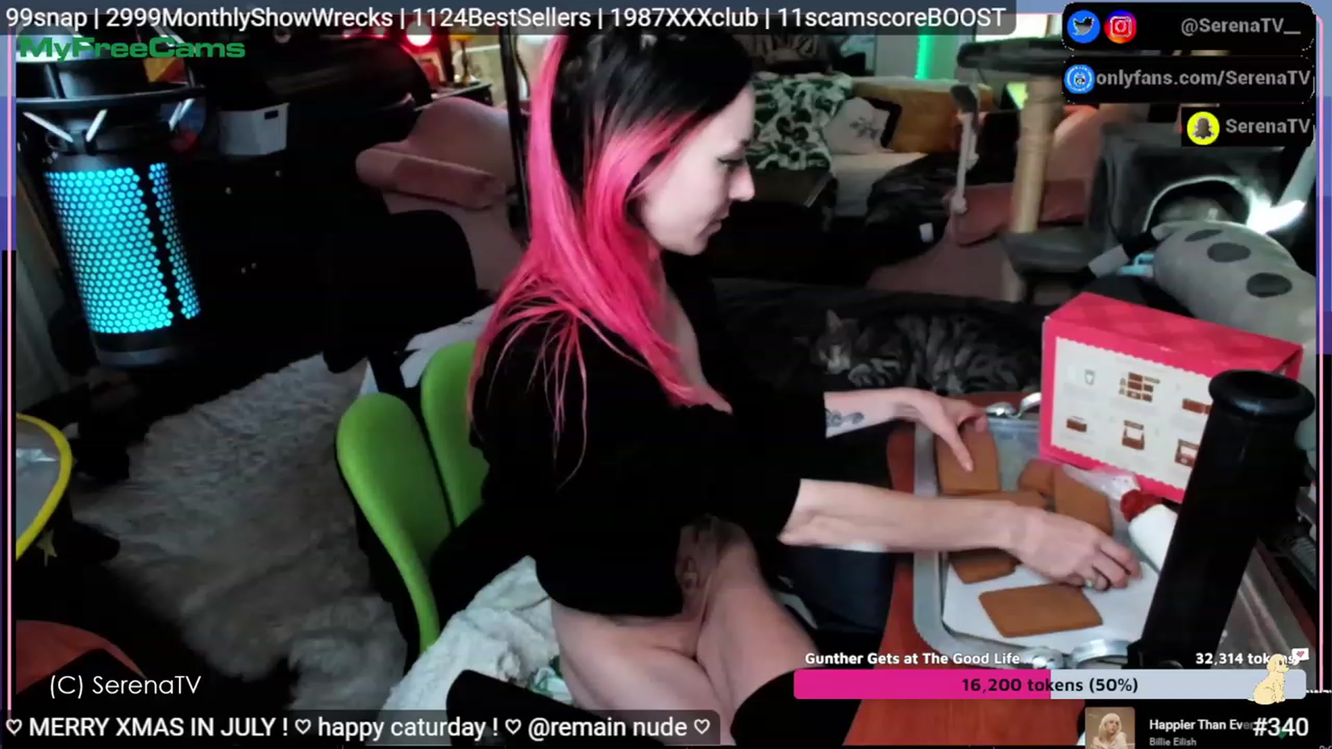 Gallery image thumbnail from serenatv's myfreecams stream on, 07/22/2023, 21:17 image 11 of 20