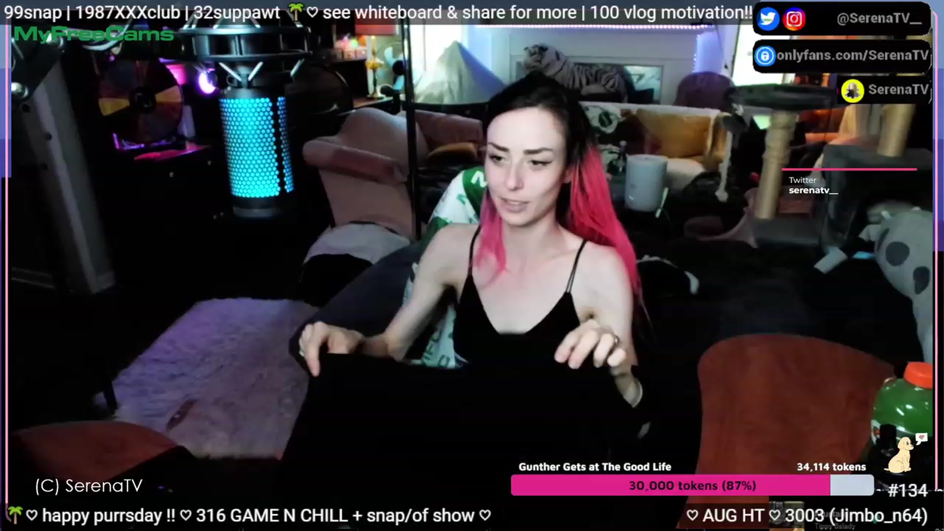 Gallery image thumbnail from serenatv's myfreecams stream on, 08/03/2023, 19:52 image 9 of 20