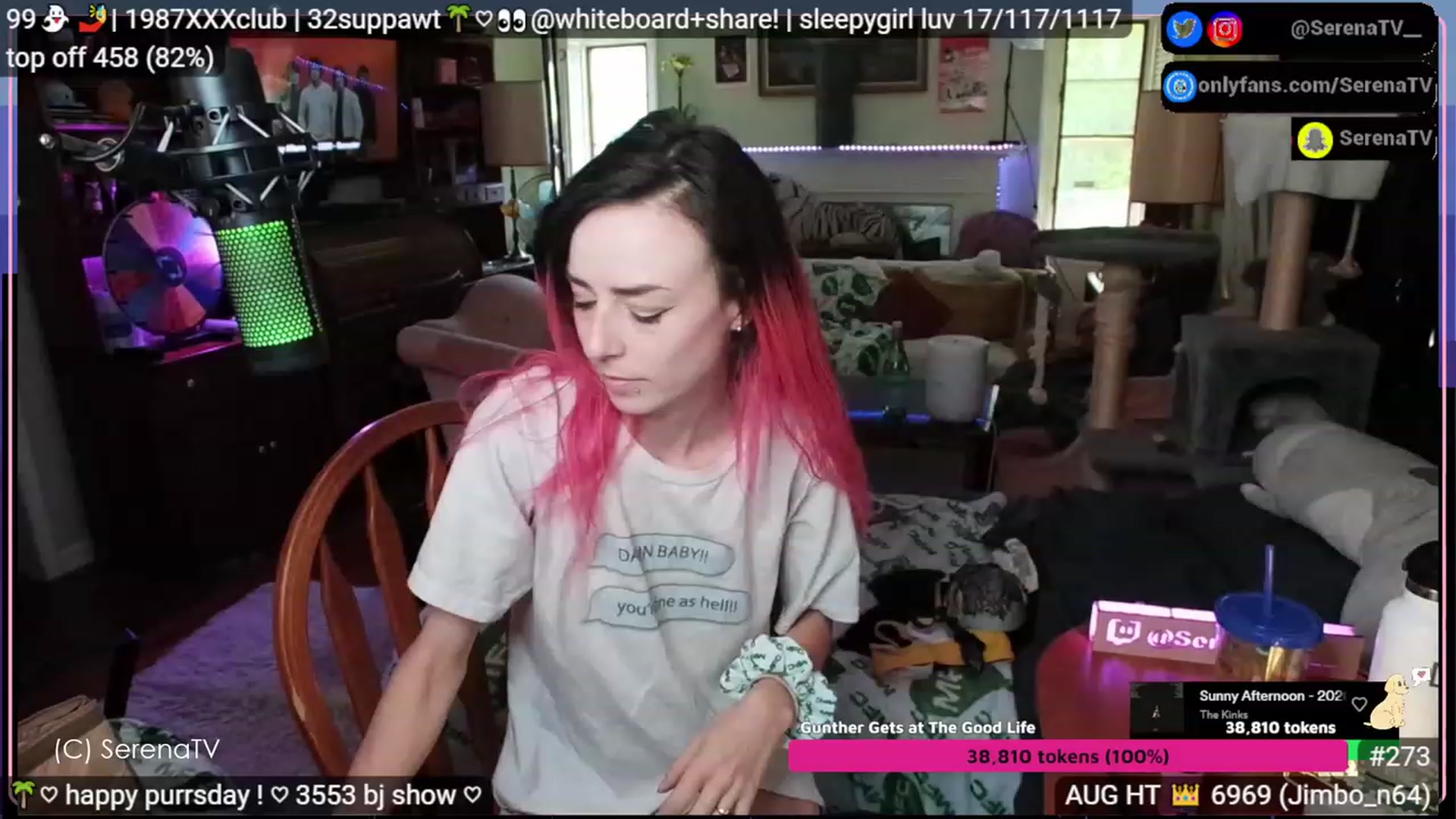 Gallery image thumbnail from serenatv's myfreecams stream on, 08/17/2023, 19:46 image 8 of 20
