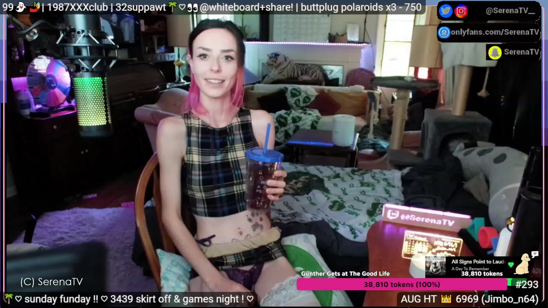 Gallery image thumbnail from serenatv's myfreecams stream on, 08/20/2023, 20:29 image 10 of 20