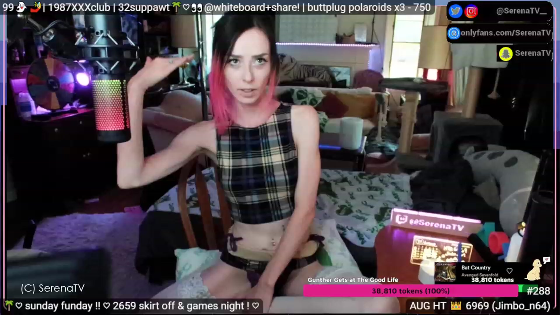 Gallery image thumbnail from serenatv's myfreecams stream on, 08/20/2023, 20:29 image 13 of 20