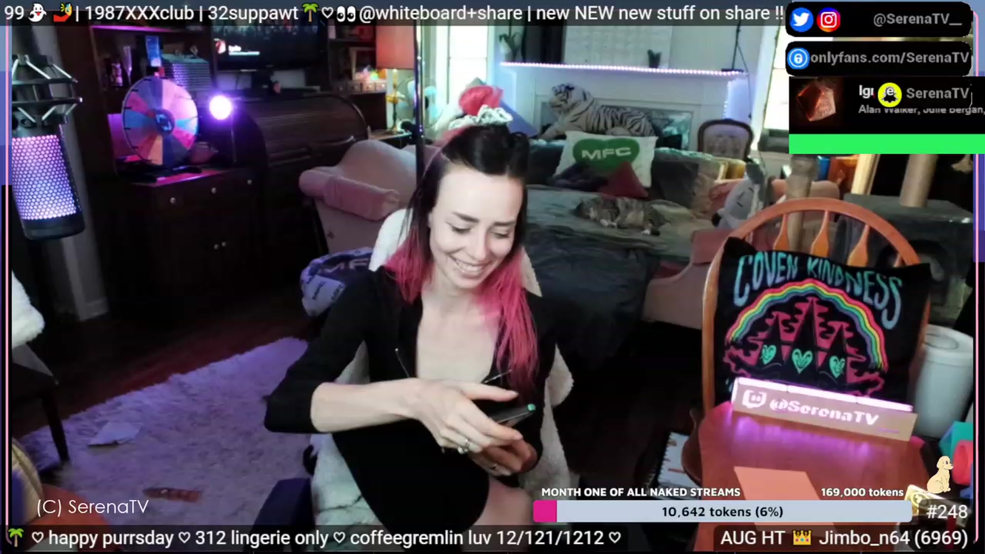 Gallery image thumbnail from serenatv's myfreecams stream on, 08/24/2023, 21:23 image 9 of 20