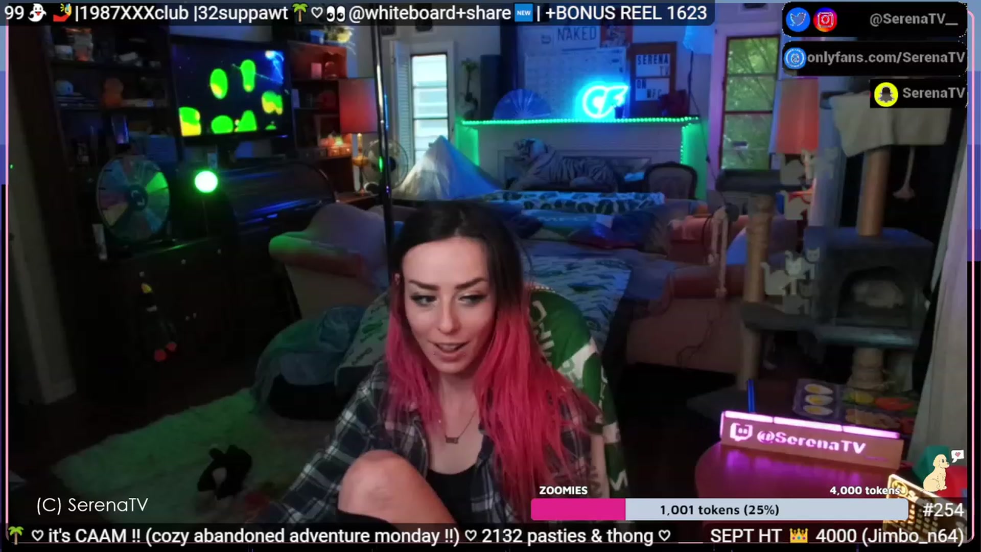 Gallery image thumbnail from serenatv's myfreecams stream on, 09/11/2023, 21:14 image 4 of 20