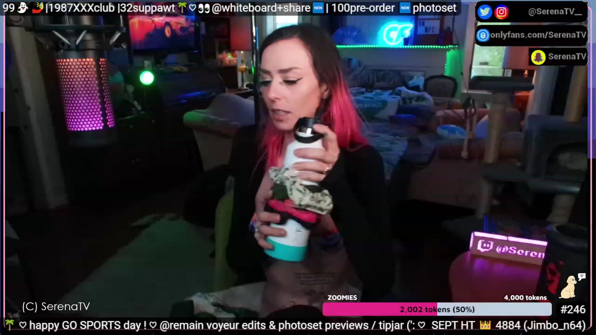 Gallery image thumbnail from serenatv's myfreecams stream on, 09/17/2023, 21:09 image 20 of 20