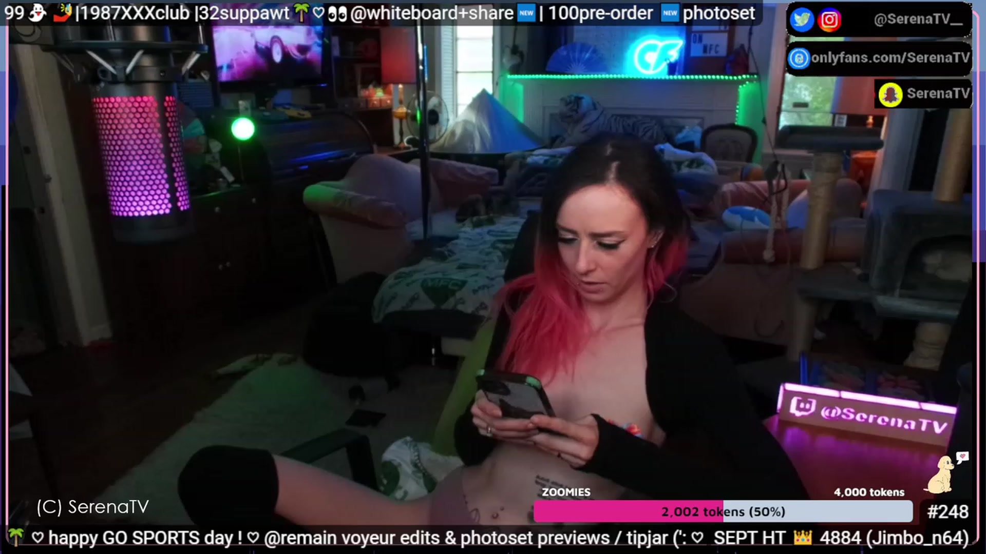 Gallery image thumbnail from serenatv's myfreecams stream on, 09/17/2023, 21:09 image 16 of 20