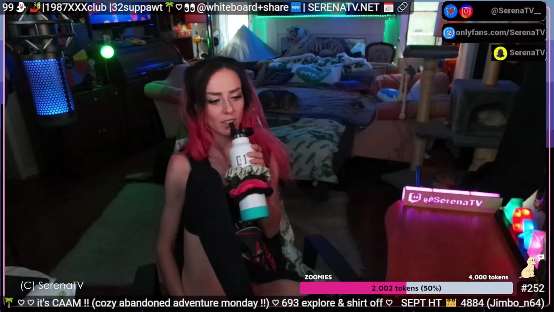 Gallery image thumbnail from serenatv's myfreecams stream on, 09/18/2023, 20:27 image 8 of 20