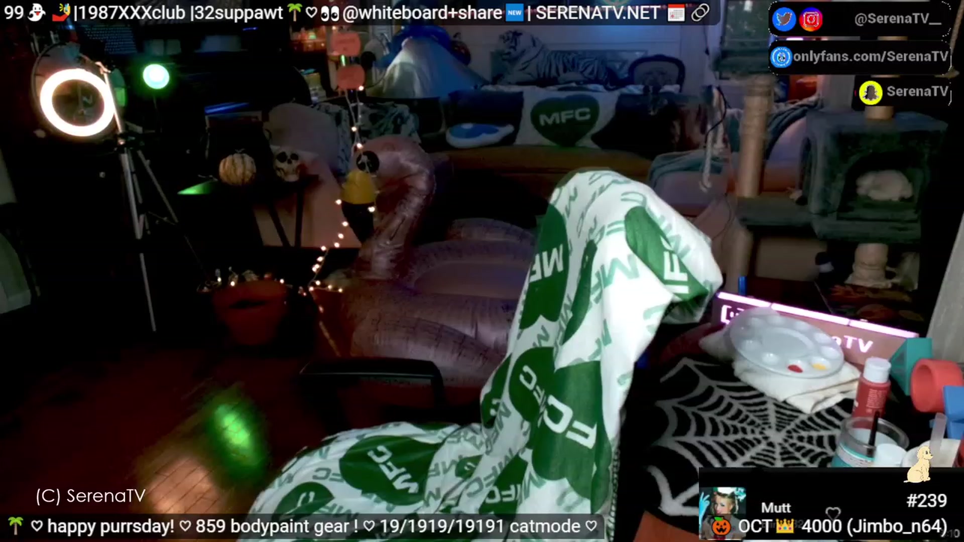 Gallery image thumbnail from serenatv's myfreecams stream on, 10/19/2023, 20:03 image 16 of 20