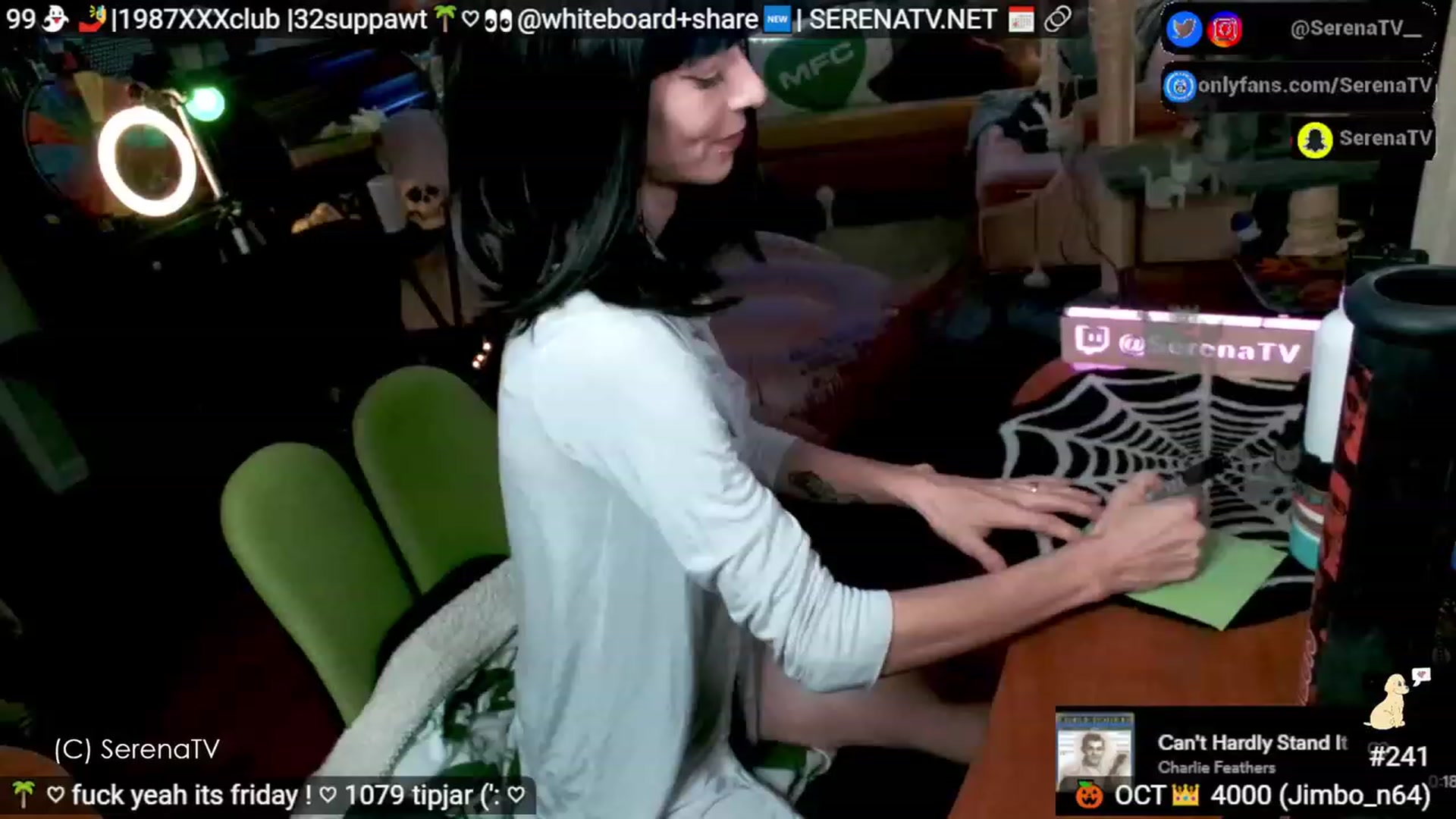 Gallery image thumbnail from serenatv's myfreecams stream on, 10/20/2023, 20:22 image 14 of 20