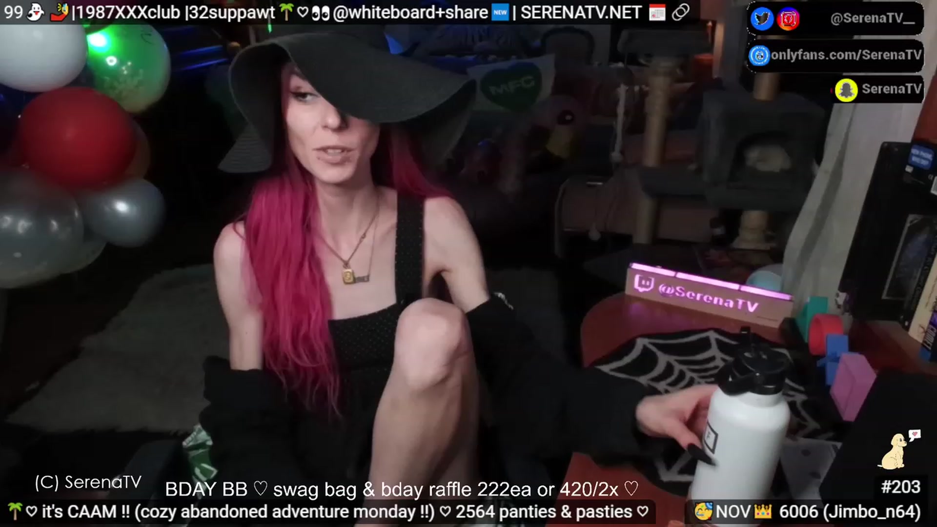 Gallery image thumbnail from serenatv's myfreecams stream on, 11/20/2023, 21:17 image 16 of 20
