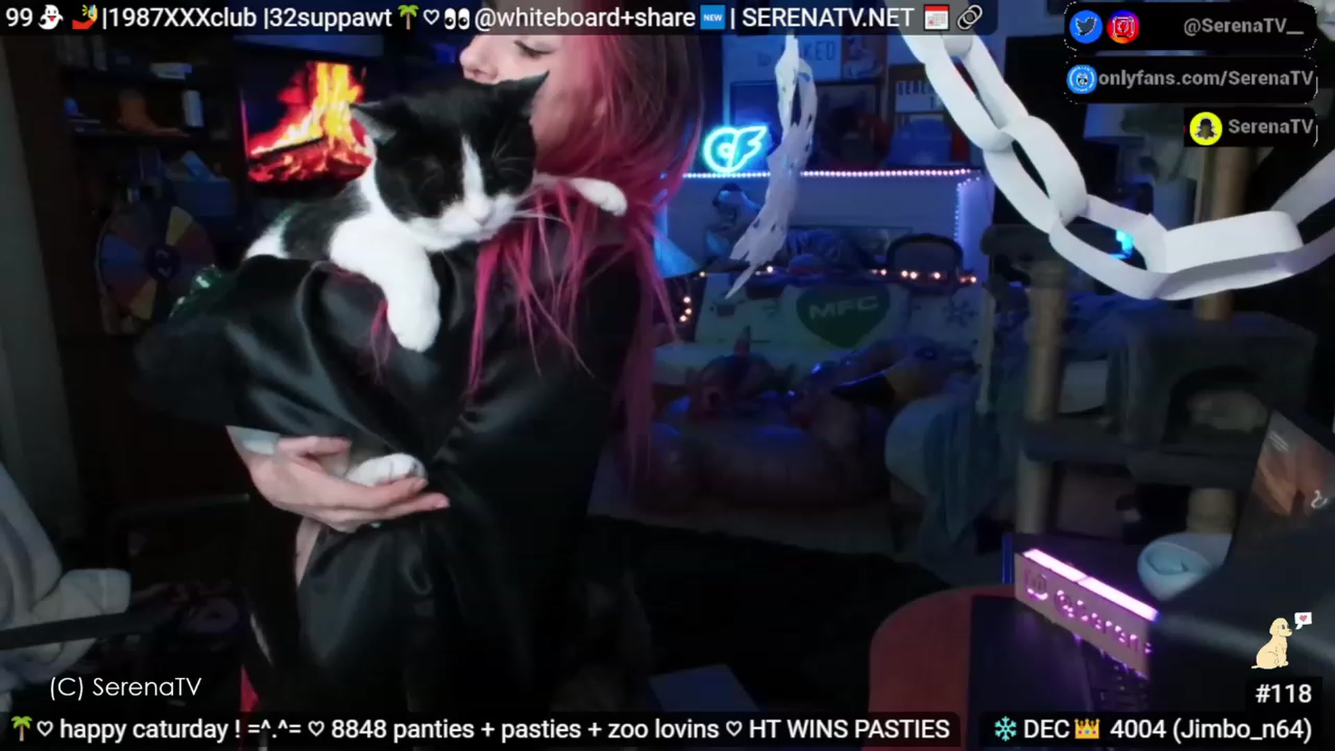 Gallery image thumbnail from serenatv's myfreecams stream on, 12/02/2023, 21:04 image 3 of 20