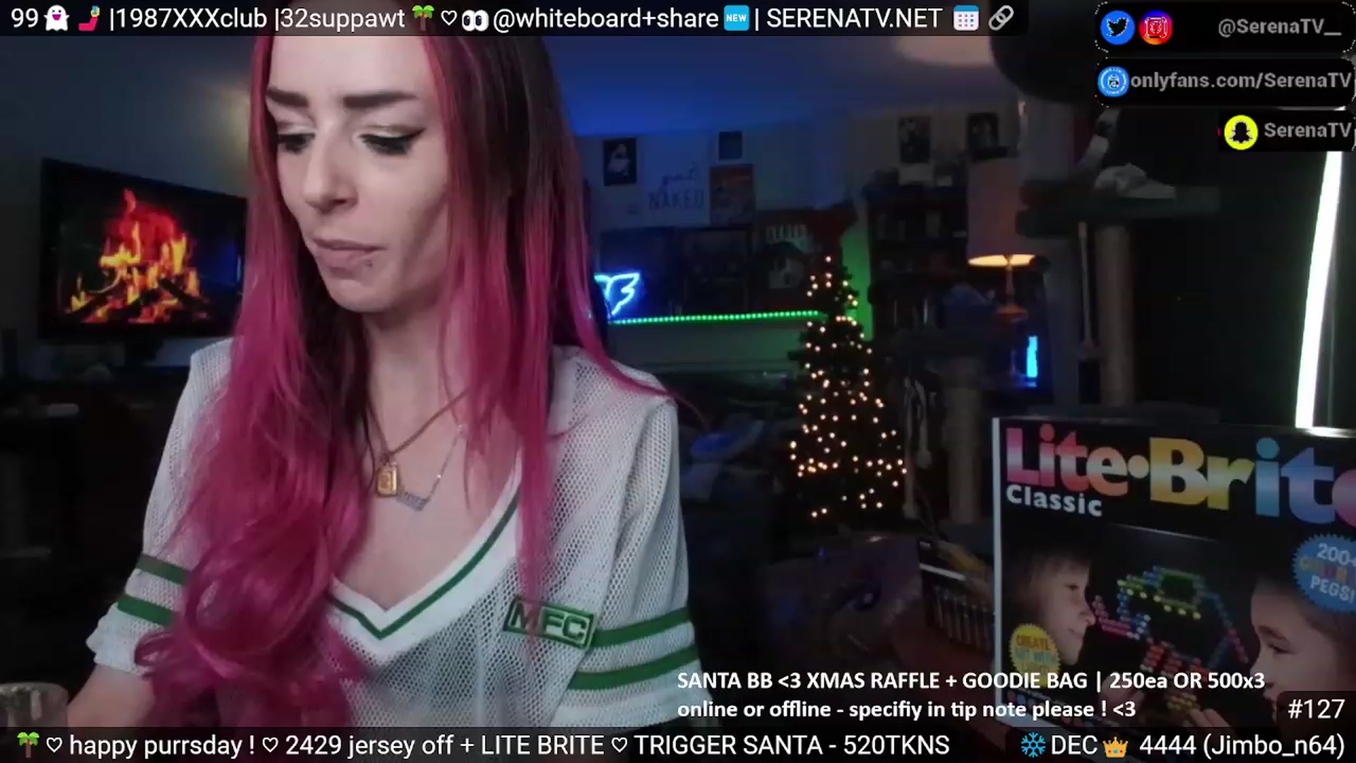 Gallery image thumbnail from serenatv's myfreecams stream on, 12/14/2023, 21:19 image 6 of 20