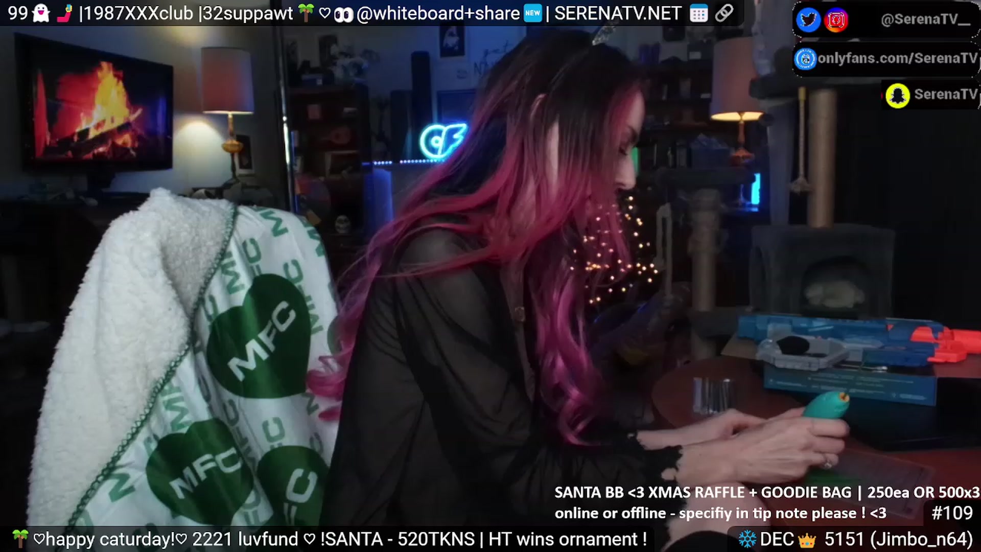 Gallery image thumbnail from serenatv's myfreecams stream on, 12/16/2023, 21:14 image 10 of 20