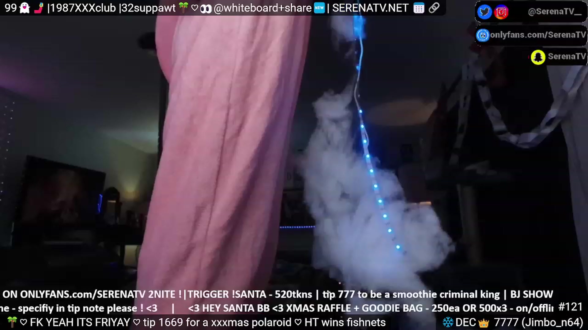 Gallery image thumbnail from serenatv's myfreecams stream on, 12/22/2023, 21:07 image 18 of 20