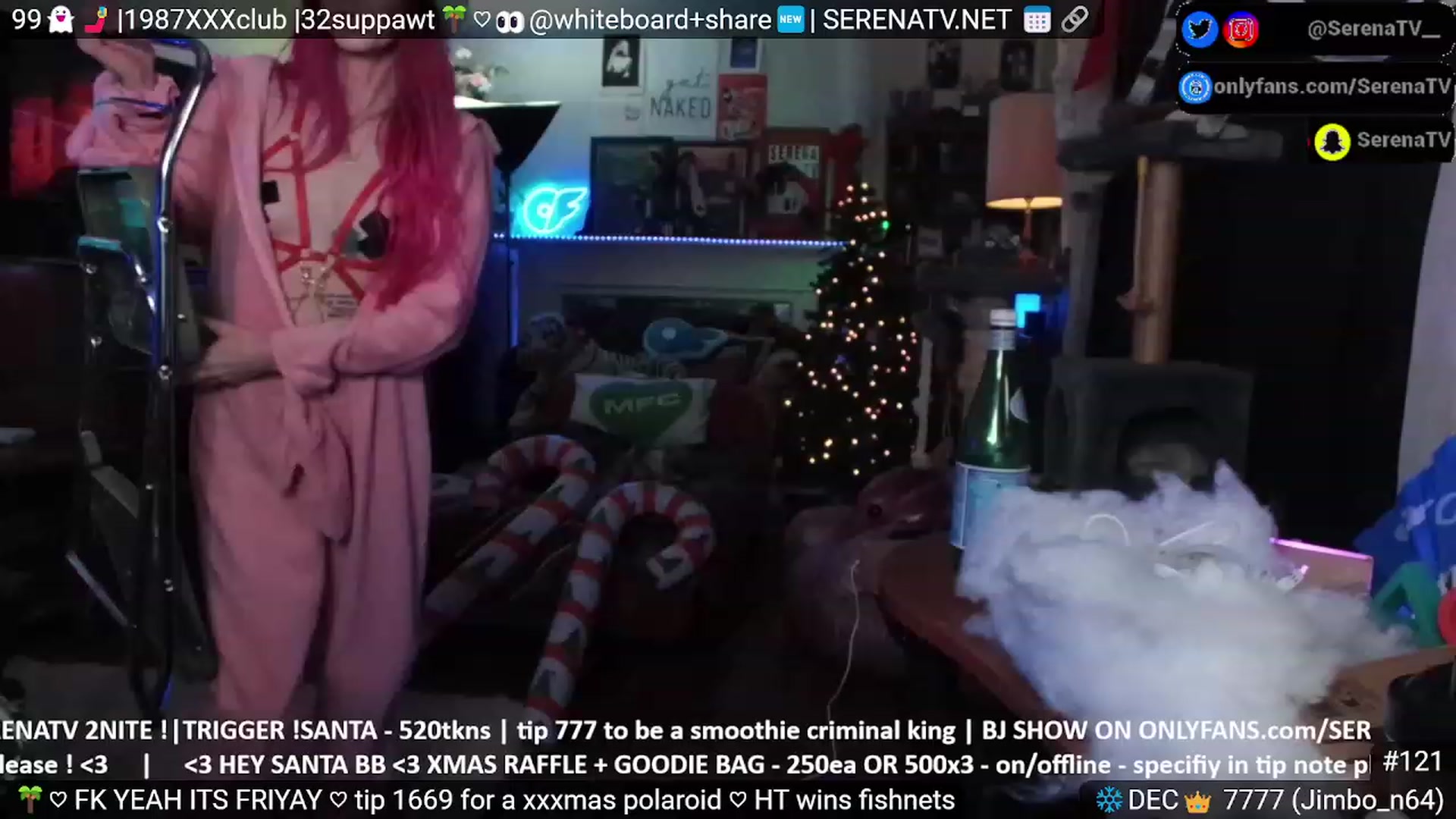 Gallery image thumbnail from serenatv's myfreecams stream on, 12/22/2023, 21:07 image 12 of 20
