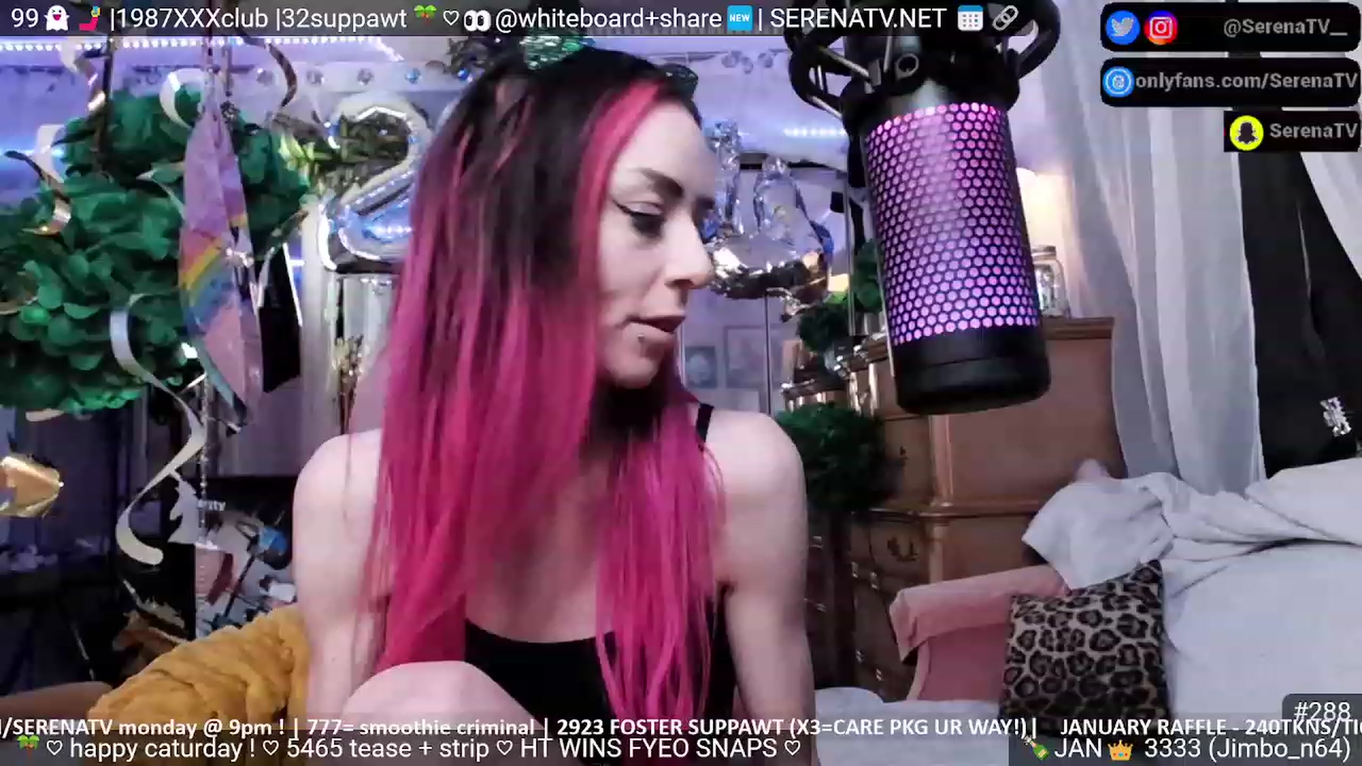 Gallery image thumbnail from serenatv's myfreecams stream on, 01/07/2024, 24:05 image 13 of 20