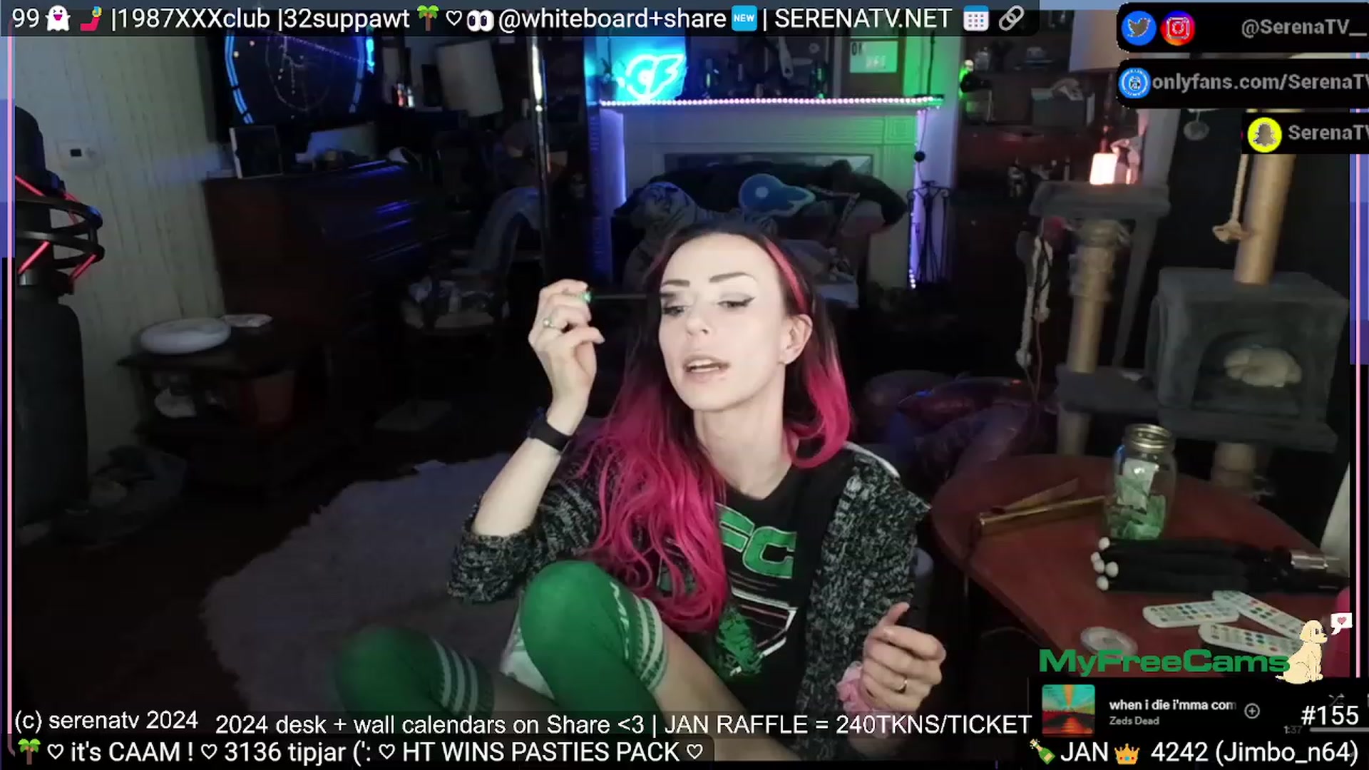 Gallery image thumbnail from serenatv's myfreecams stream on, 01/16/2024, 24:03 image 2 of 20
