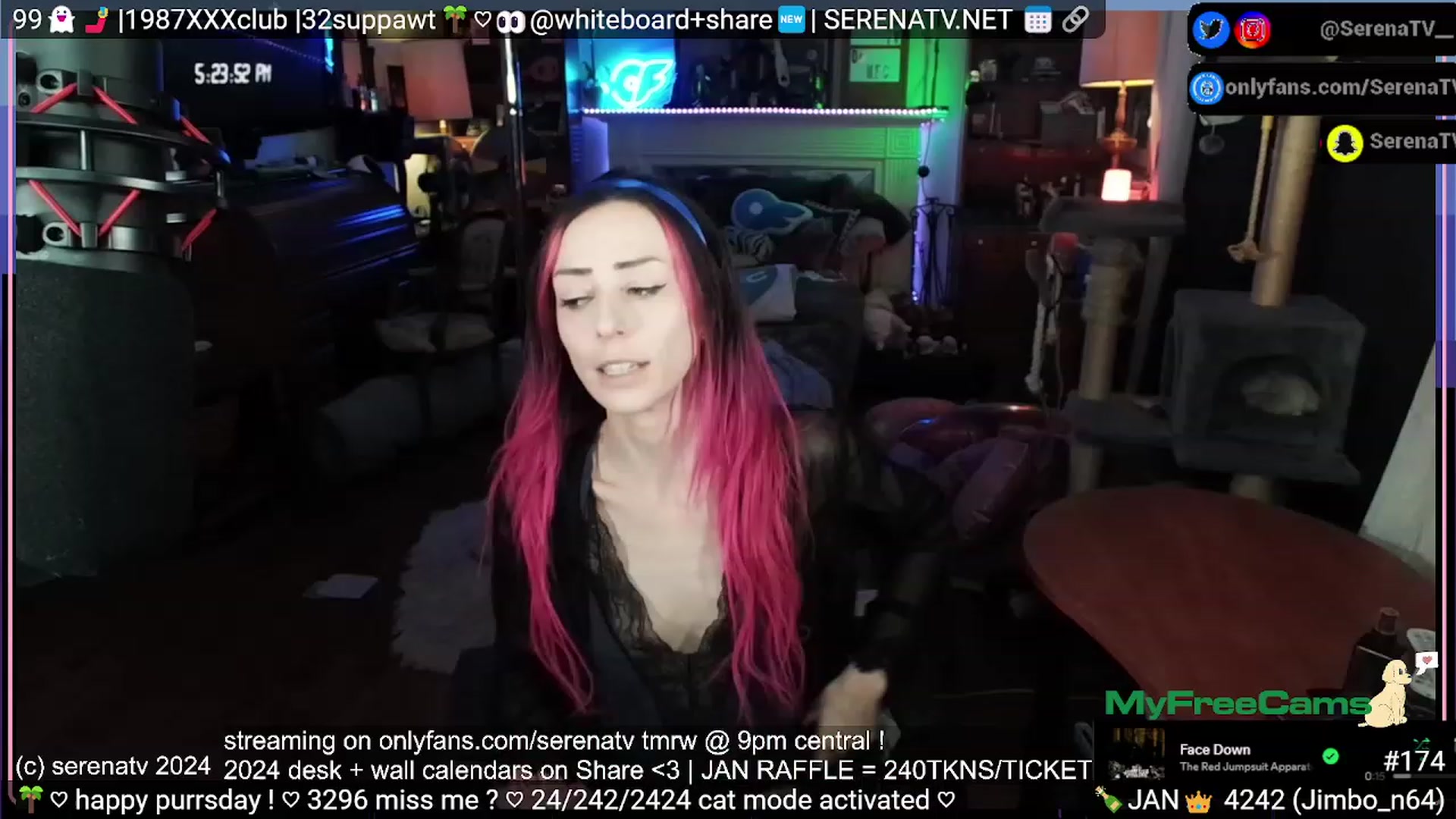 Gallery image thumbnail from serenatv's myfreecams stream on, 01/19/2024, 24:05 image 5 of 20