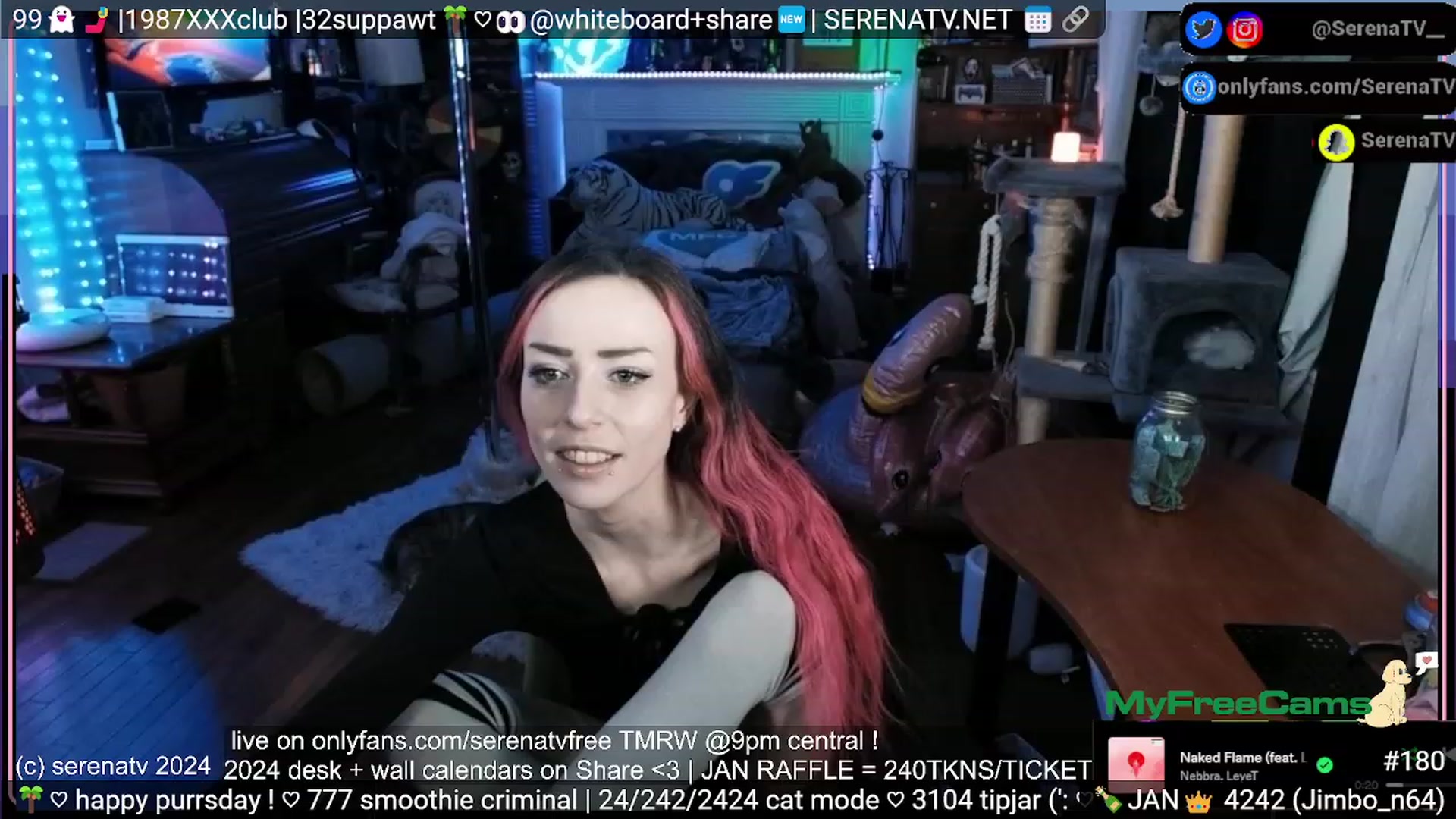 Gallery image thumbnail from serenatv's myfreecams stream on, 01/26/2024, 24:00 image 17 of 20