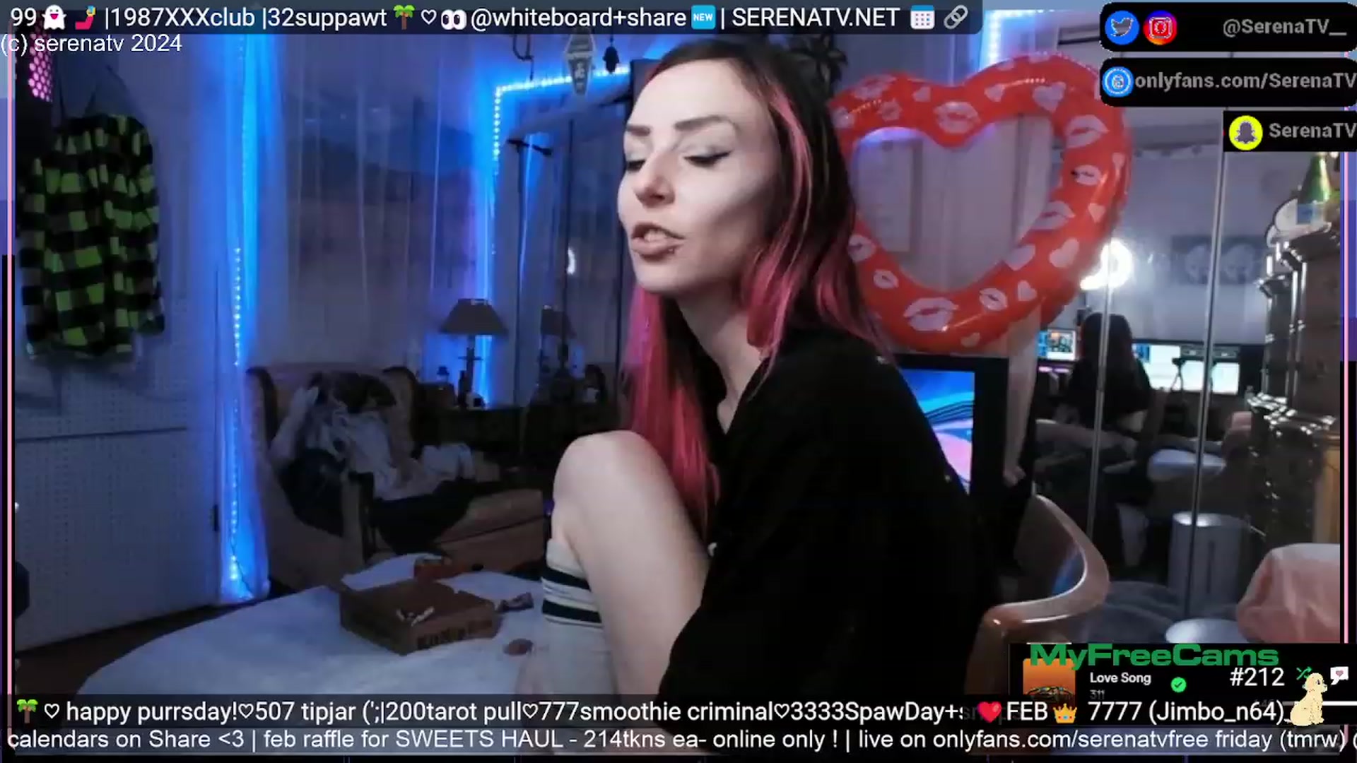 Gallery image thumbnail from serenatv's myfreecams stream on, 02/29/2024, 22:13 image 16 of 20