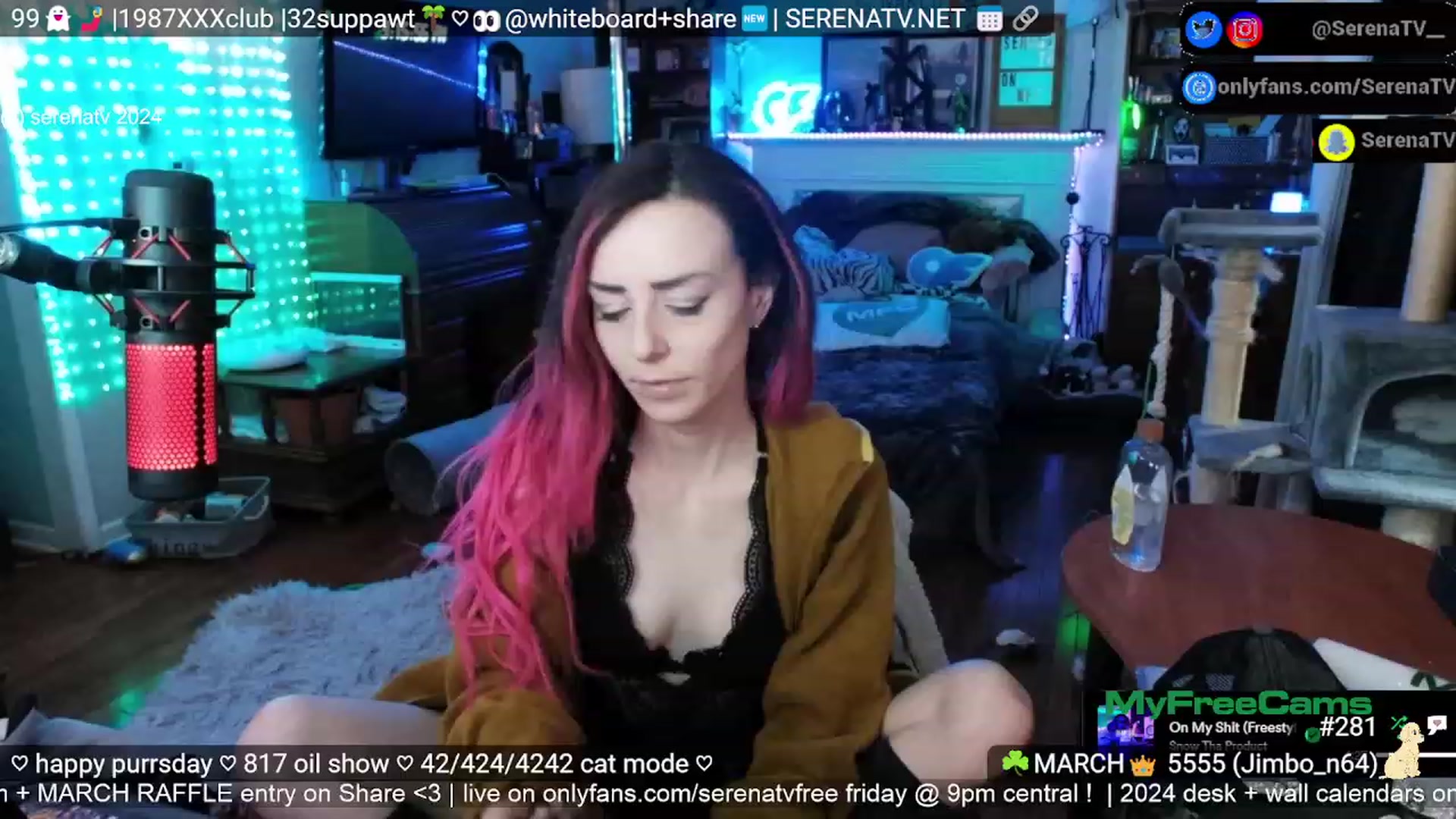 Gallery image thumbnail from serenatv's myfreecams stream on, 03/14/2024, 21:08 image 5 of 20