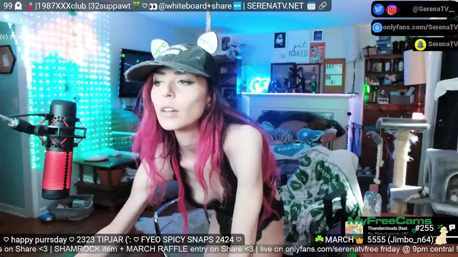 Gallery image thumbnail from serenatv's myfreecams stream on, 03/14/2024, 21:08 image 16 of 20