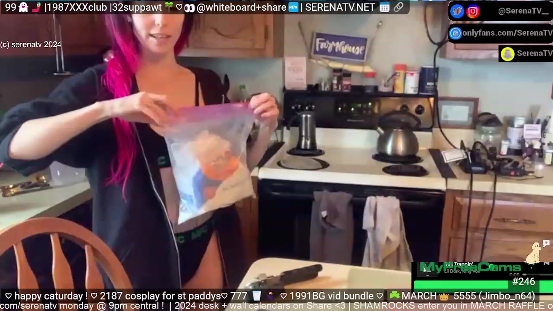 Gallery image thumbnail from serenatv's myfreecams stream on, 03/16/2024, 20:57 image 19 of 20