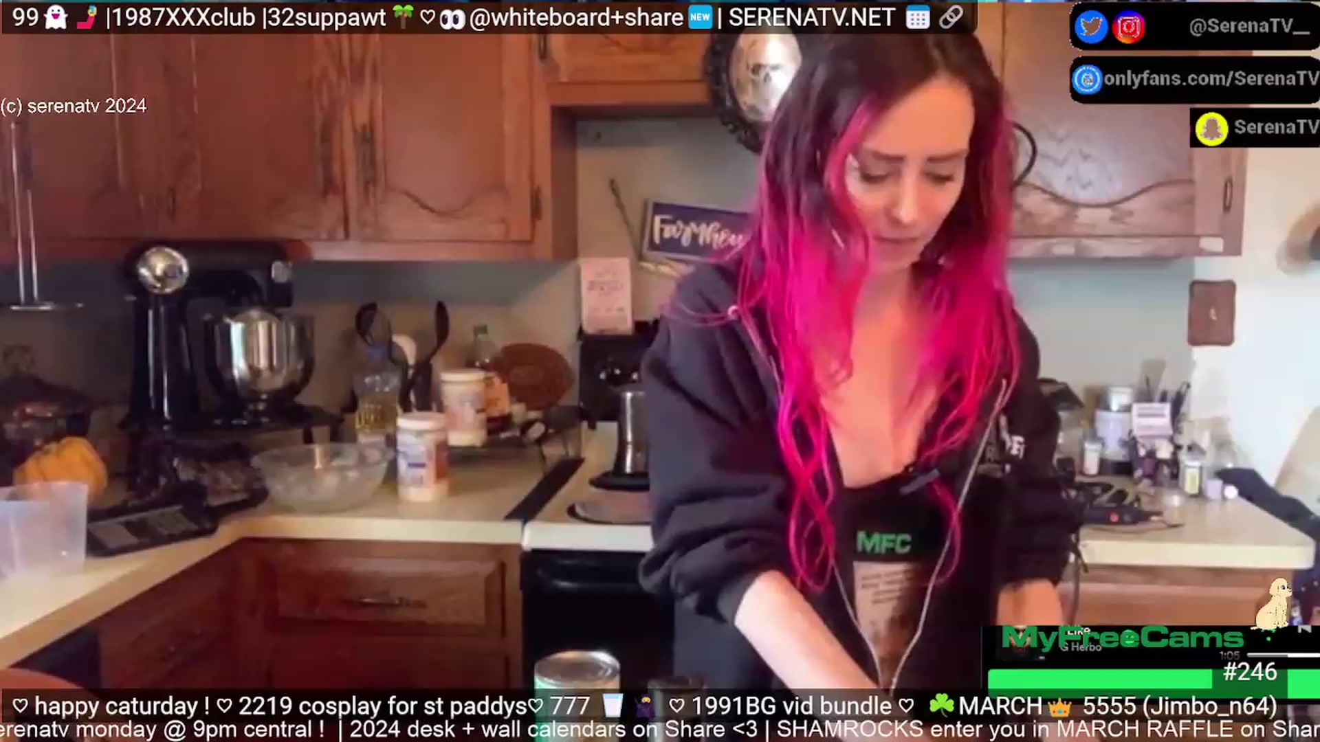 Gallery image thumbnail from serenatv's myfreecams stream on, 03/16/2024, 20:57 image 17 of 20