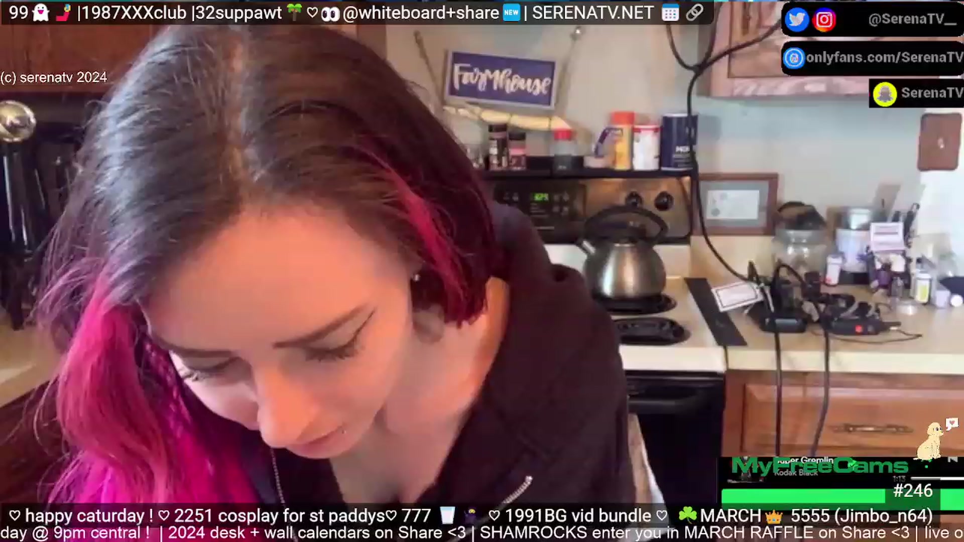 Gallery image thumbnail from serenatv's myfreecams stream on, 03/16/2024, 20:57 image 14 of 20