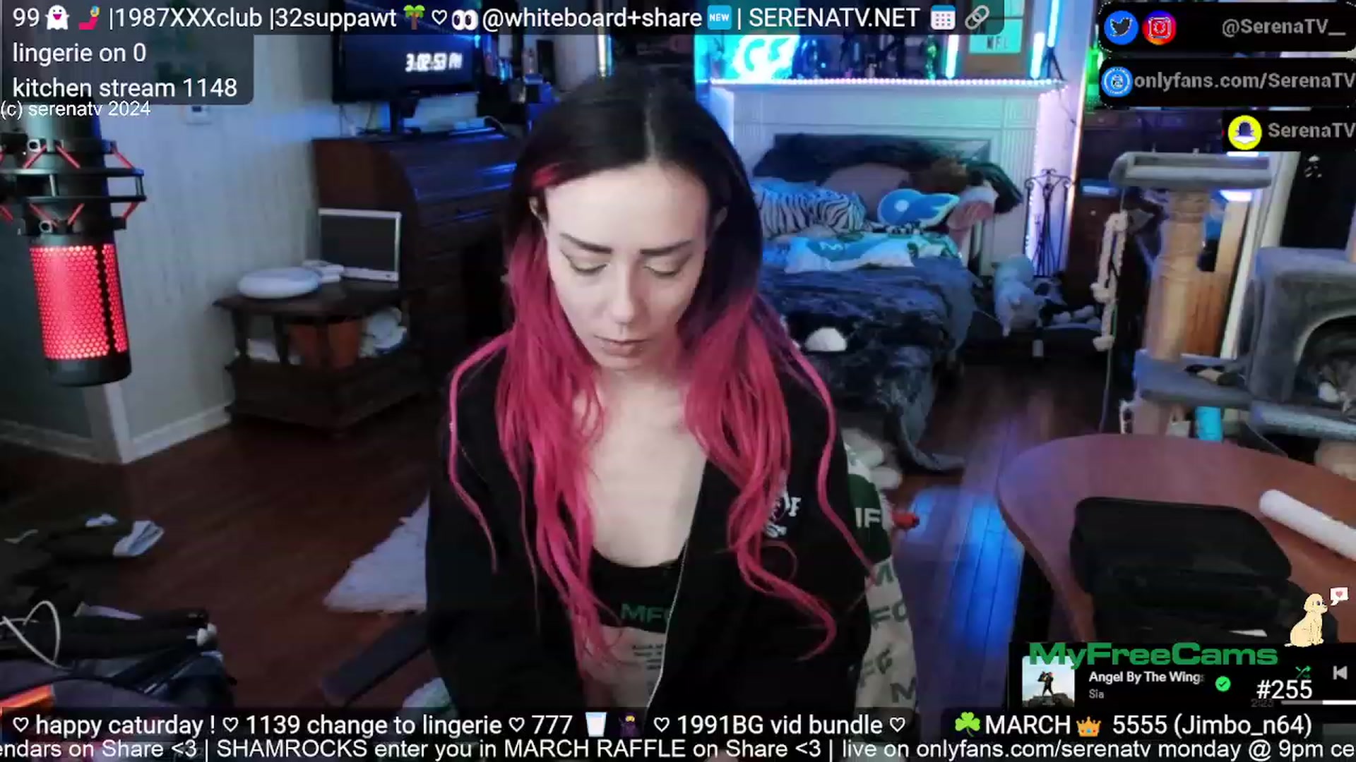 Gallery image thumbnail from serenatv's myfreecams stream on, 03/16/2024, 20:57 image 8 of 20