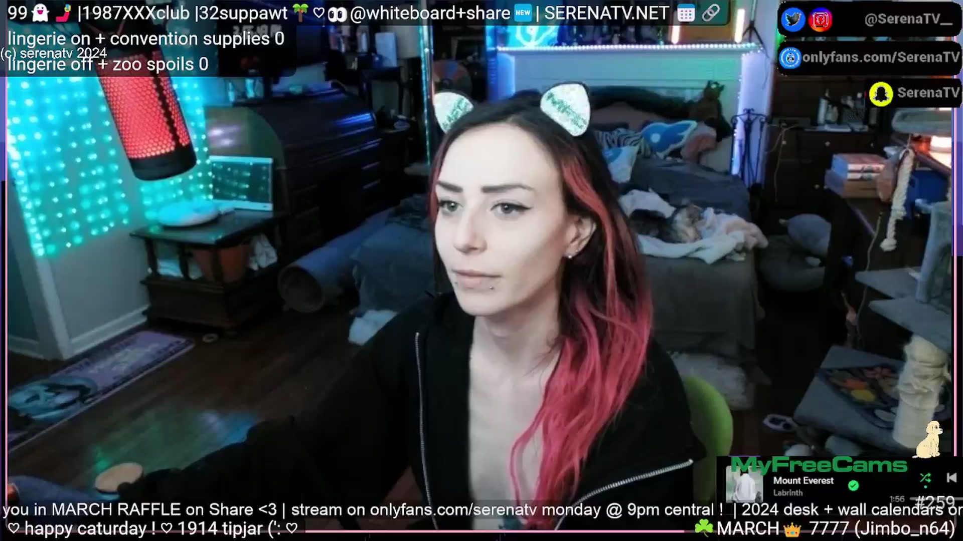 Gallery image thumbnail from serenatv's myfreecams stream on, 03/30/2024, 21:06 image 17 of 20