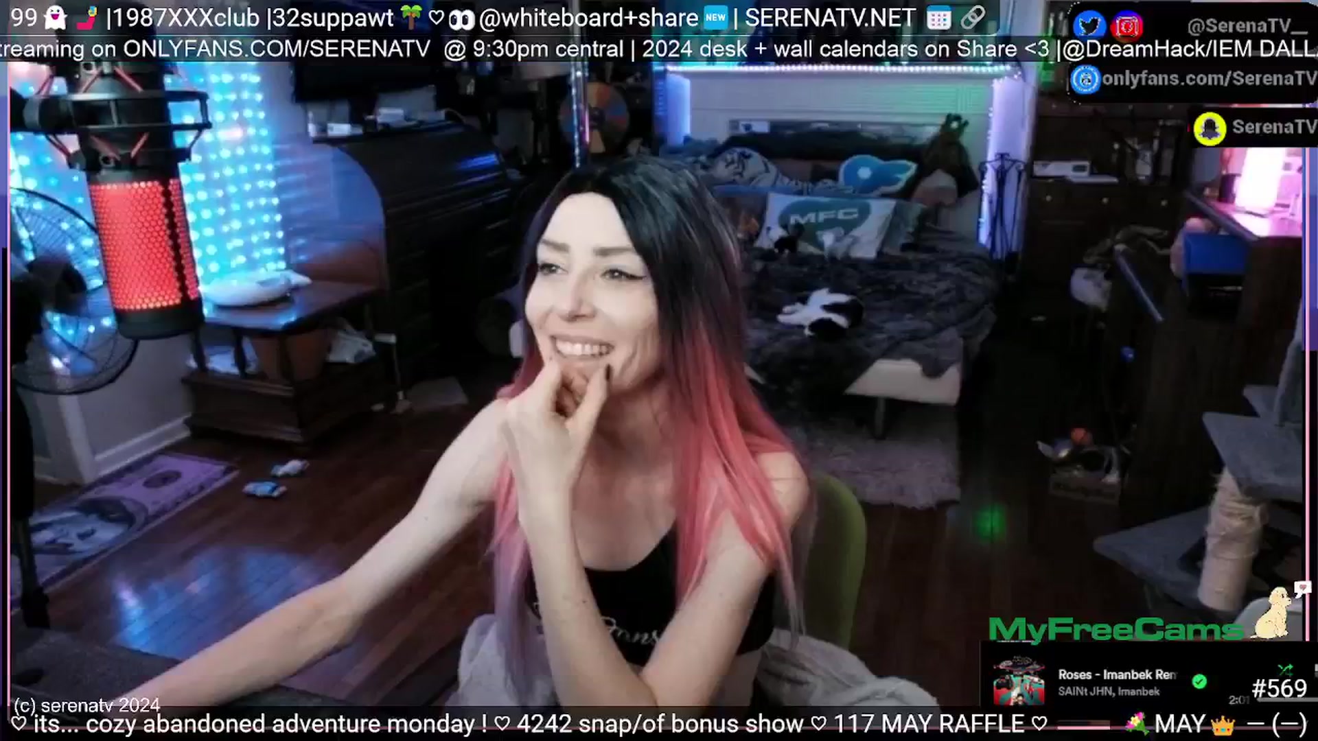 Gallery image thumbnail from serenatv's myfreecams stream on, 05/20/2024, 21:04 image 3 of 20