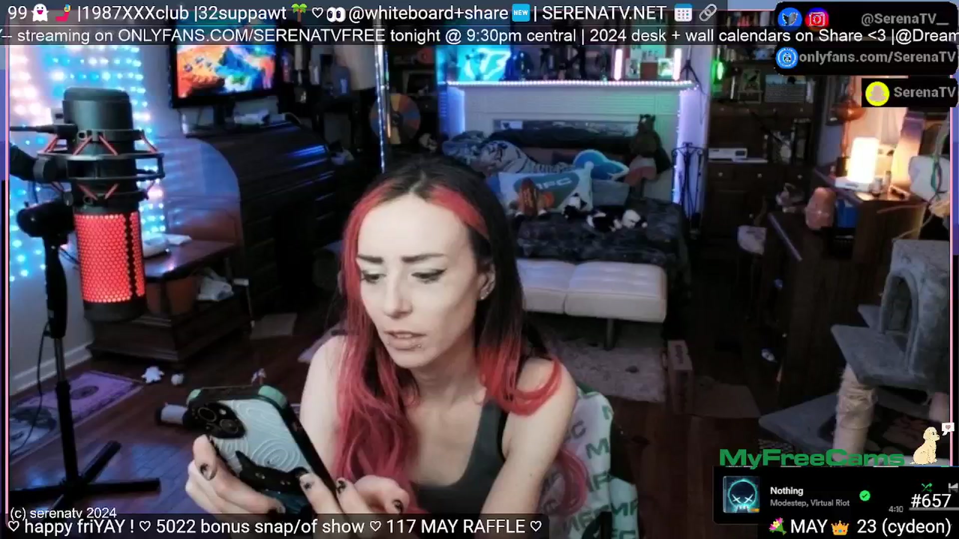 Gallery image thumbnail from serenatv's myfreecams stream on, 05/24/2024, 20:35 image 14 of 20
