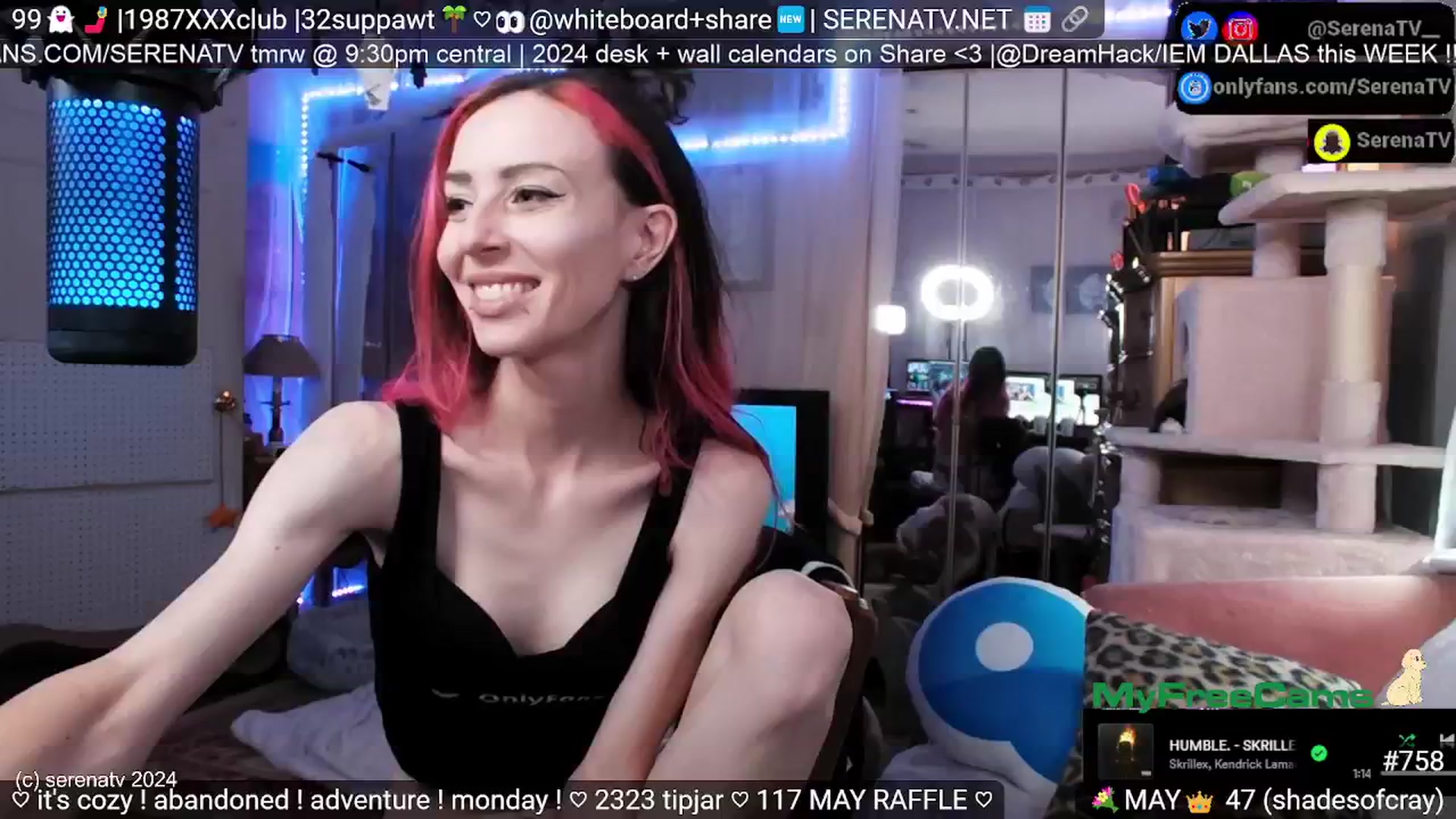 Gallery image thumbnail from serenatv's myfreecams stream on, 05/27/2024, 19:49 image 17 of 20