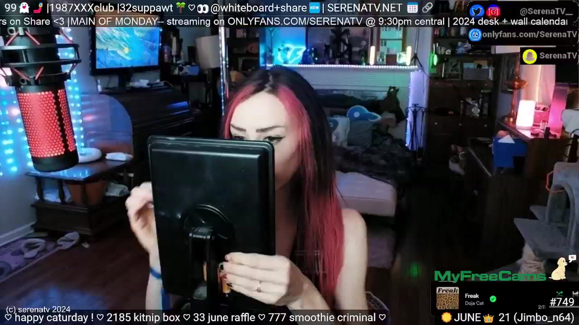 Gallery image thumbnail from serenatv's myfreecams stream on, 06/08/2024, 20:09 image 6 of 20