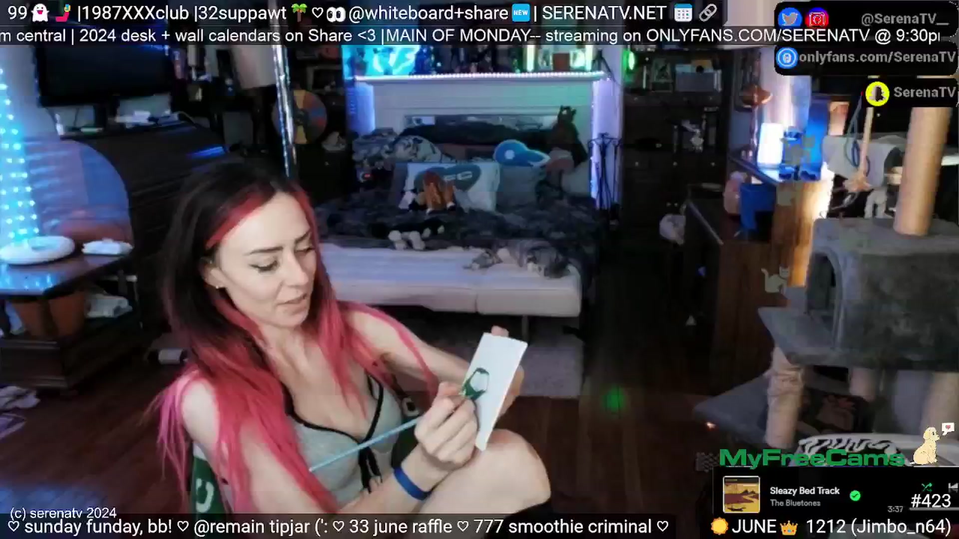 Gallery image thumbnail from serenatv's myfreecams stream on, 06/09/2024, 20:16 image 18 of 20