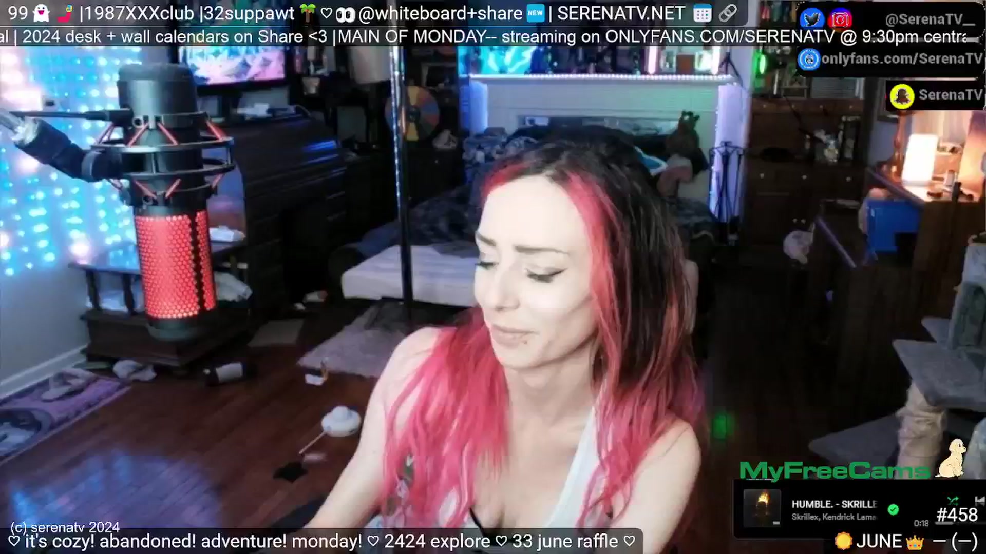 Gallery image thumbnail from serenatv's myfreecams stream on, 06/10/2024, 19:56 image 5 of 20