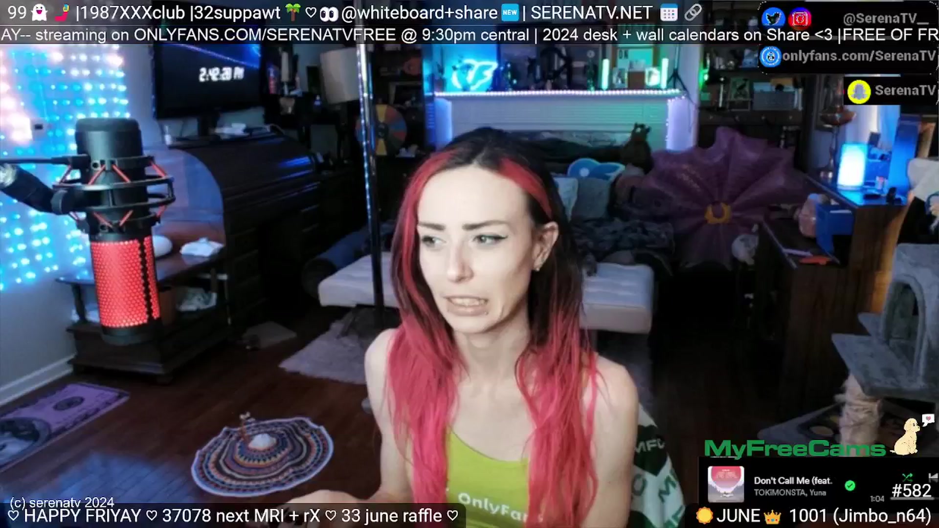 Gallery image thumbnail from serenatv's myfreecams stream on, 06/14/2024, 20:22 image 11 of 20