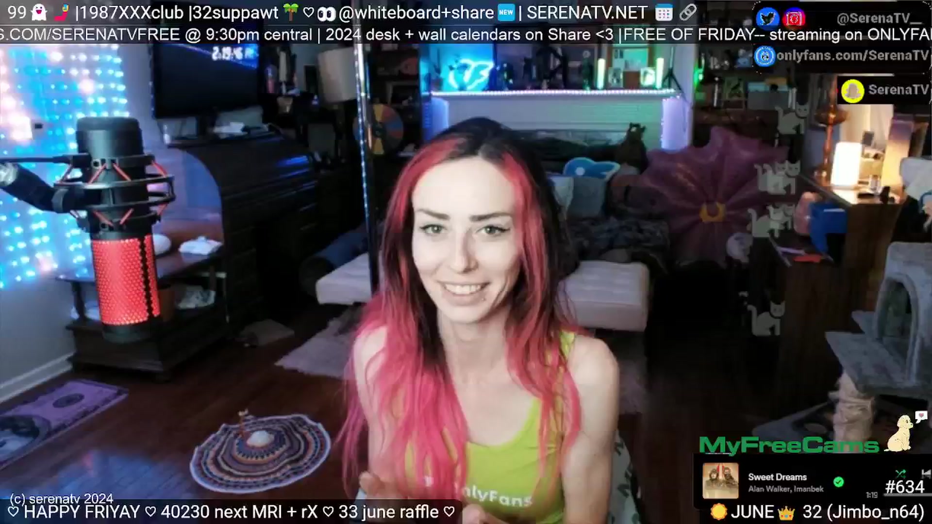Gallery image thumbnail from serenatv's myfreecams stream on, 06/14/2024, 20:22 image 5 of 20