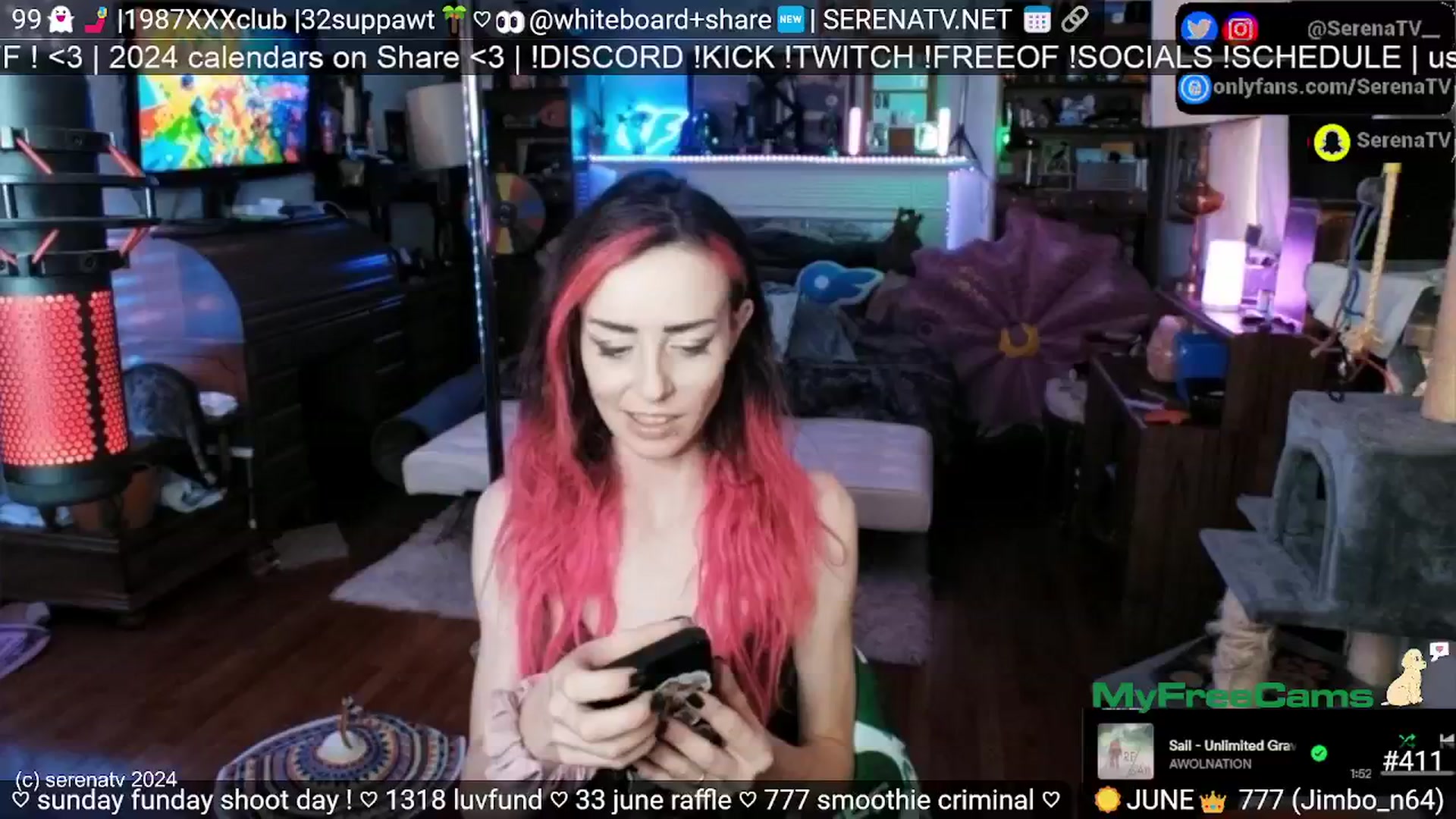 Gallery image thumbnail from serenatv's myfreecams stream on, 06/16/2024, 20:11 image 11 of 20