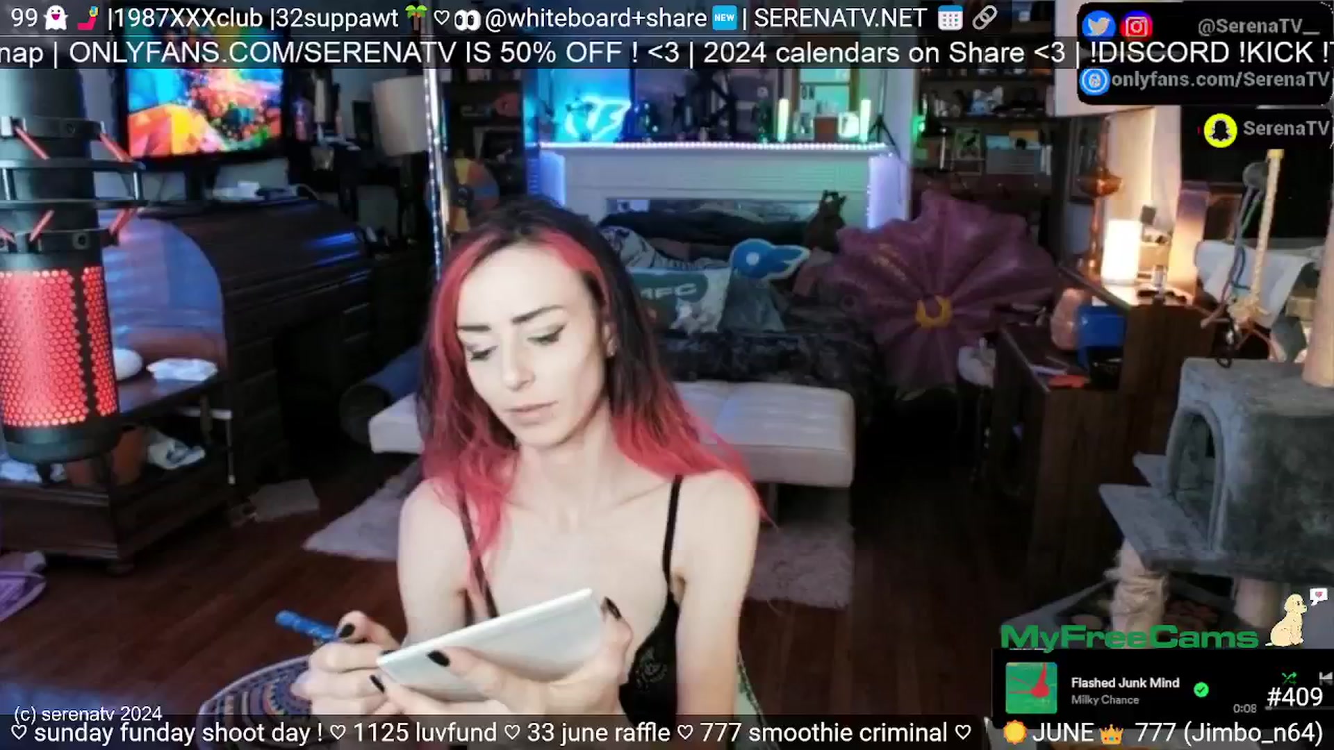 Gallery image thumbnail from serenatv's myfreecams stream on, 06/16/2024, 20:11 image 18 of 20