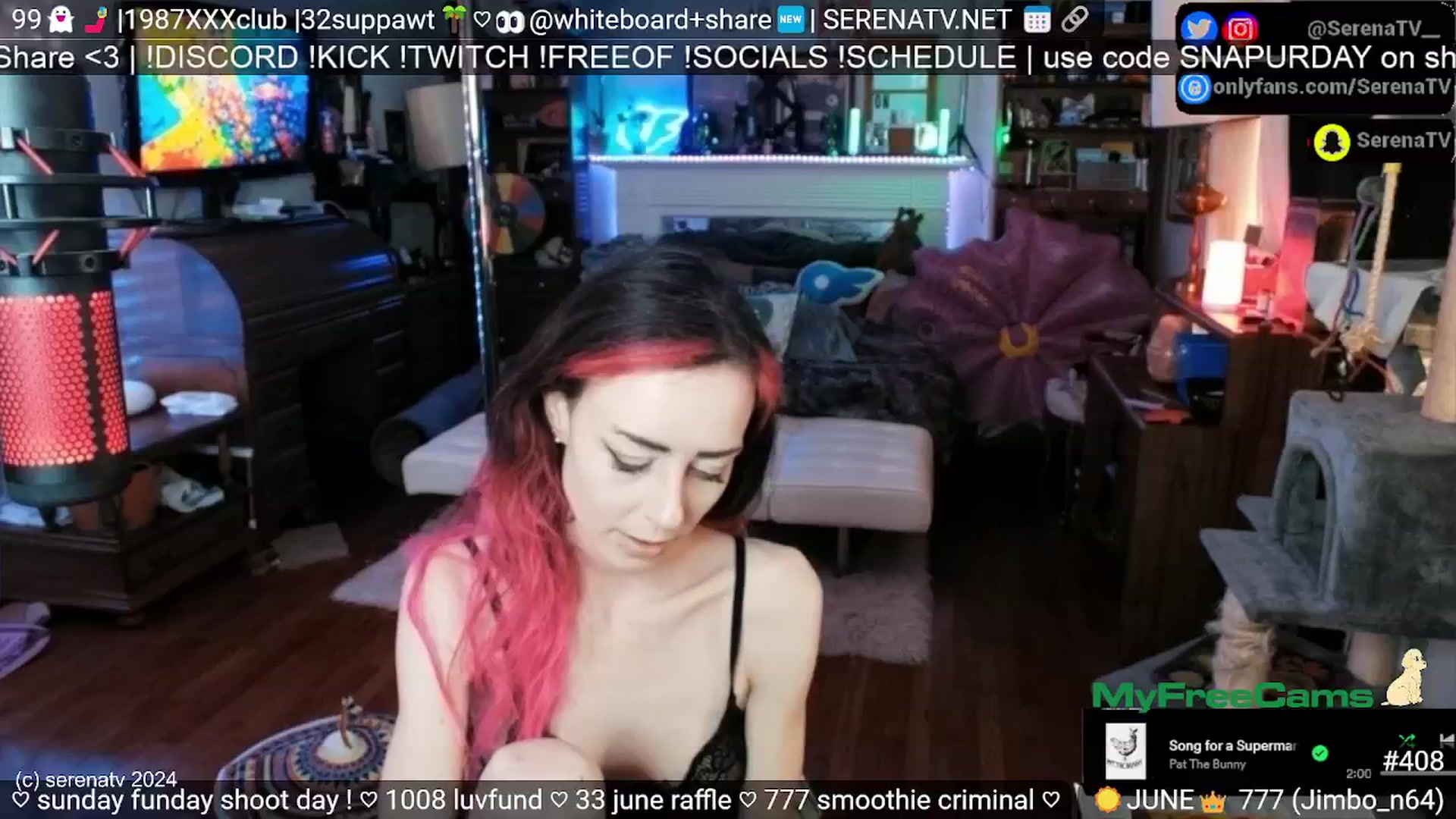 Gallery image thumbnail from serenatv's myfreecams stream on, 06/16/2024, 20:11 image 20 of 20