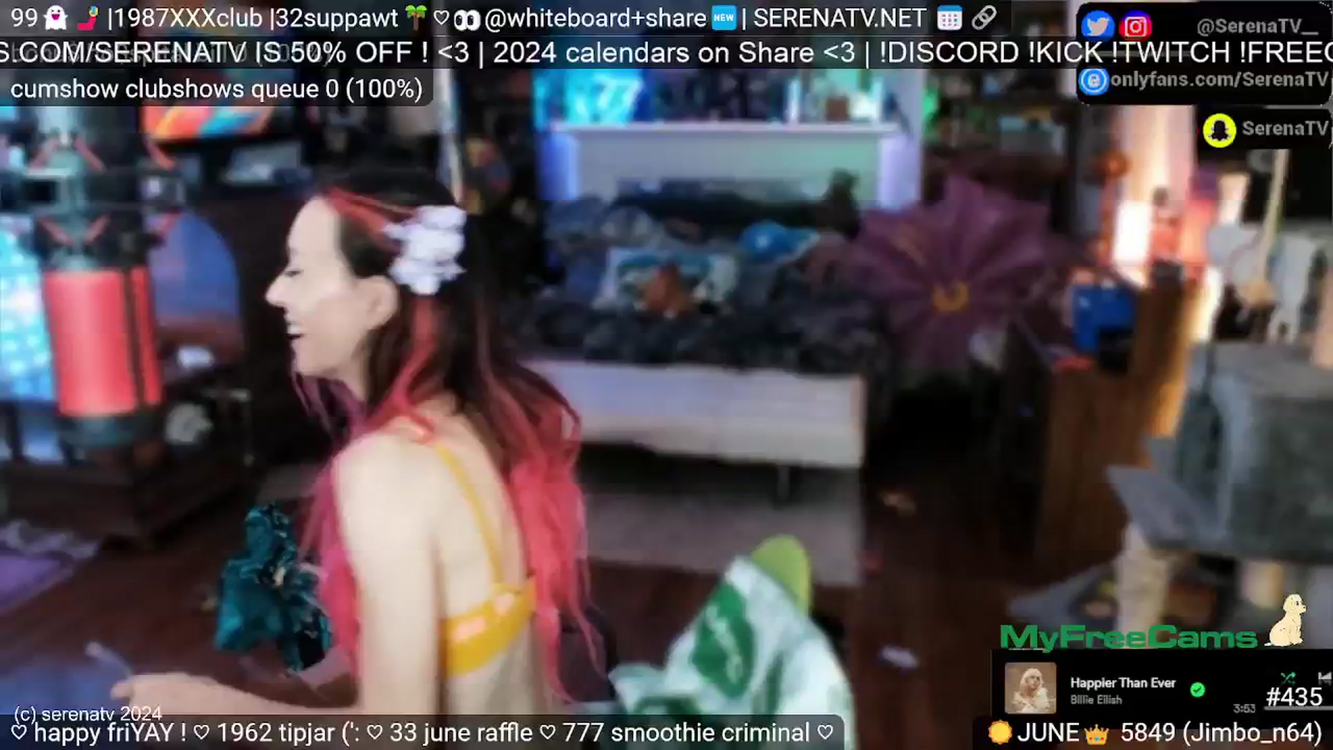Gallery image thumbnail from serenatv's myfreecams stream on, 06/21/2024, 20:32 image 17 of 20