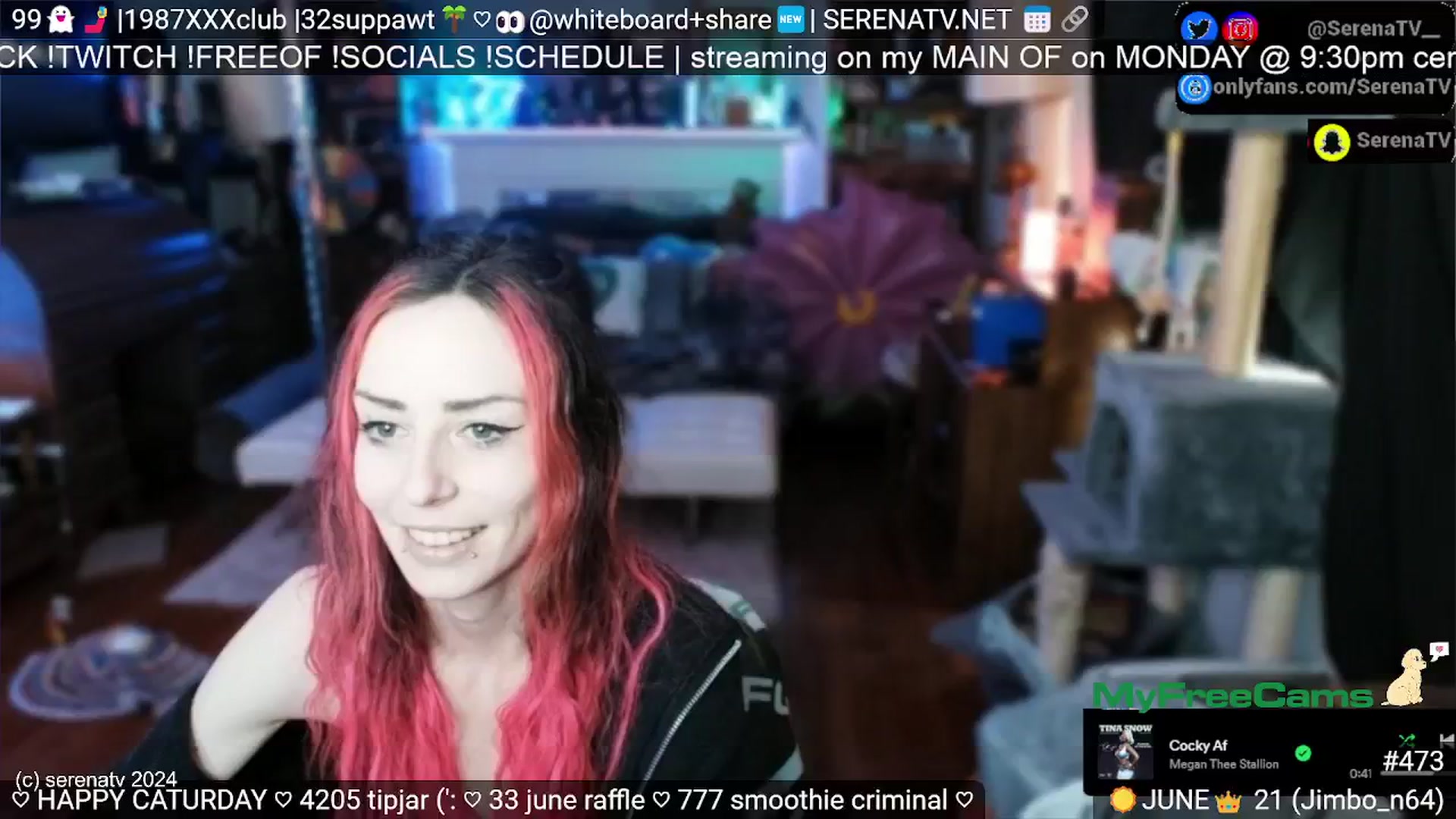 Gallery image thumbnail from serenatv's myfreecams stream on, 06/22/2024, 21:57 image 3 of 20