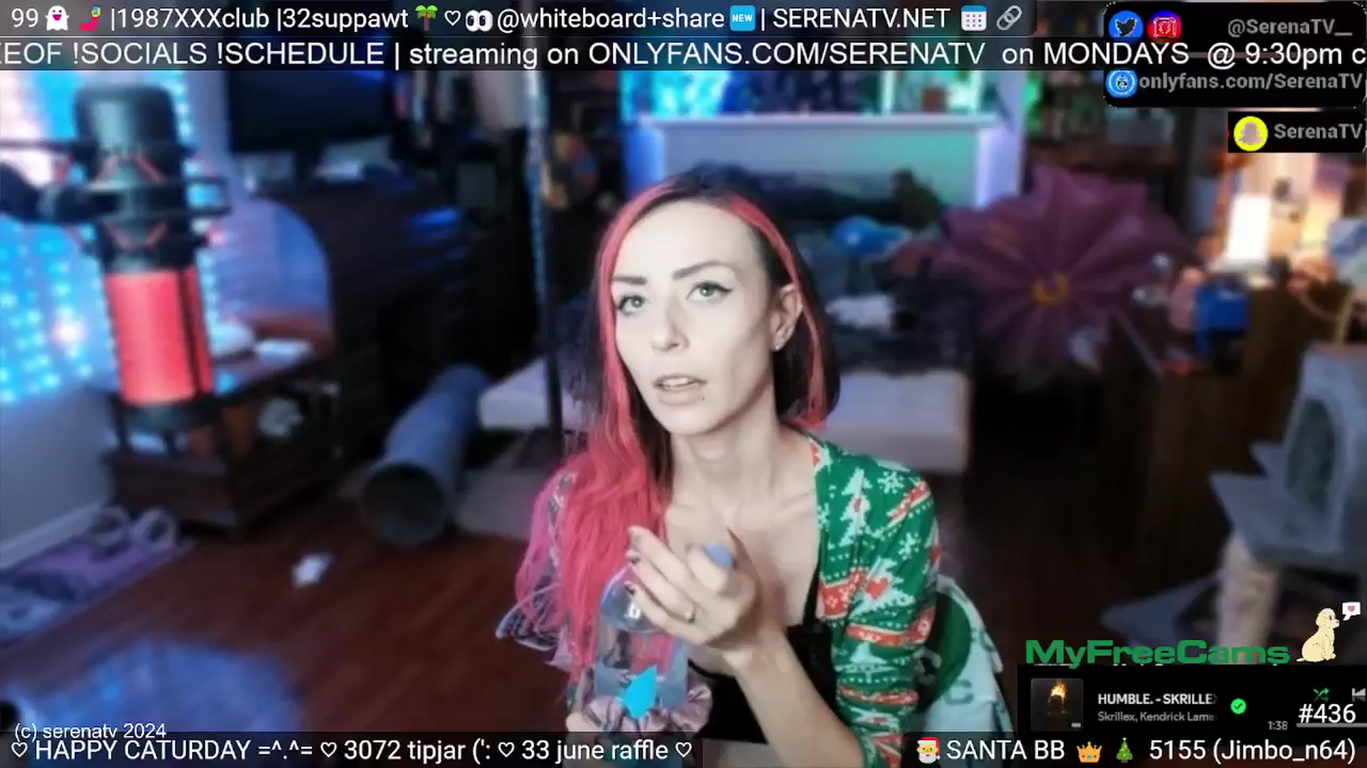 Gallery image thumbnail from serenatv's myfreecams stream on, 06/29/2024, 20:19 image 12 of 20