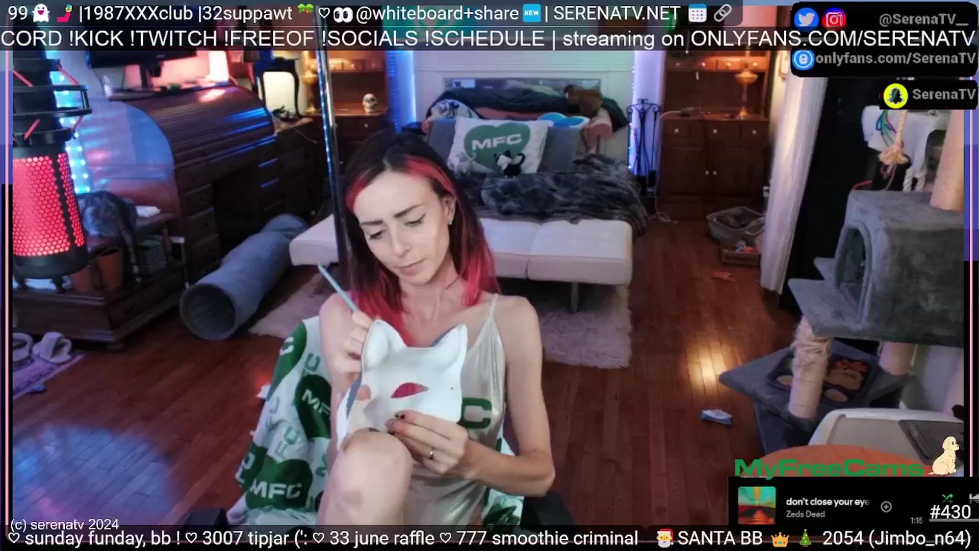 Gallery image thumbnail from serenatv's myfreecams stream on, 06/30/2024, 20:13 image 20 of 20