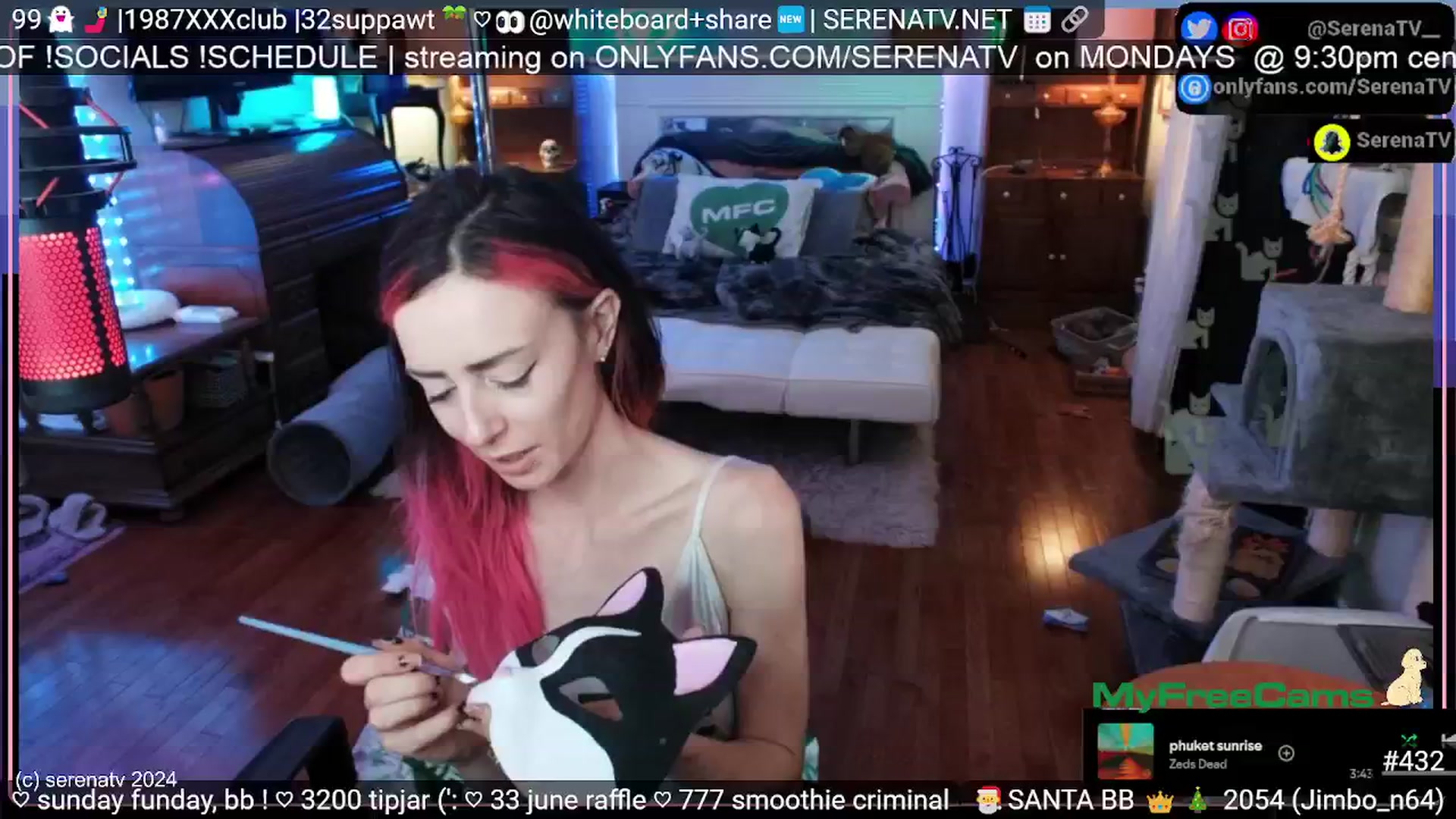 Gallery image thumbnail from serenatv's myfreecams stream on, 06/30/2024, 20:13 image 13 of 20