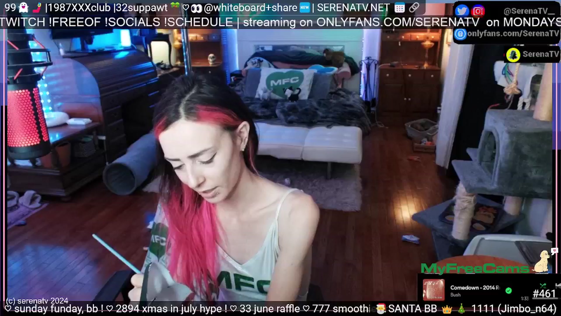 Gallery image thumbnail from serenatv's myfreecams stream on, 06/30/2024, 20:13 image 11 of 20