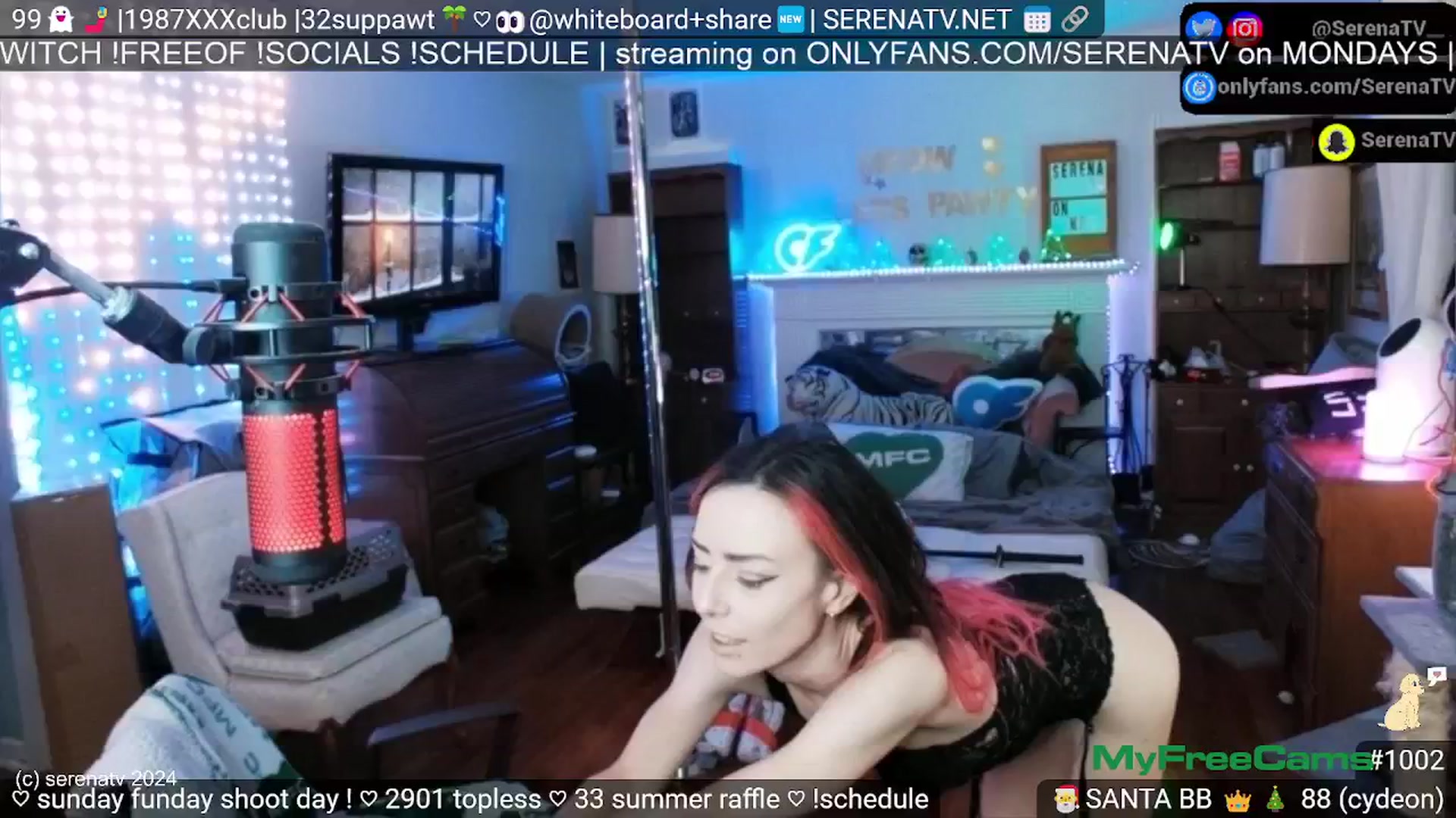 Gallery image thumbnail from serenatv's myfreecams stream on, 07/21/2024, 19:59 image 17 of 20